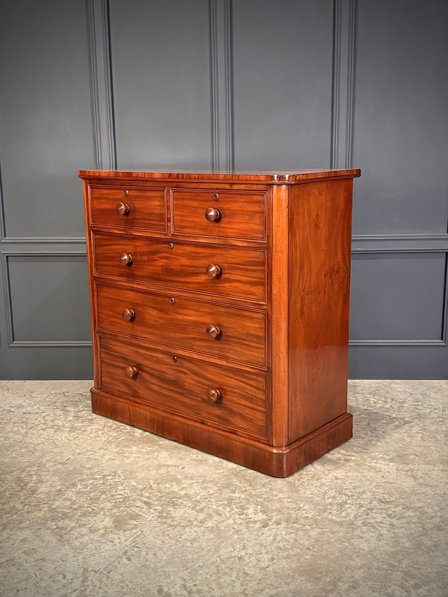 Victorian Mahogany Chest of Drawers