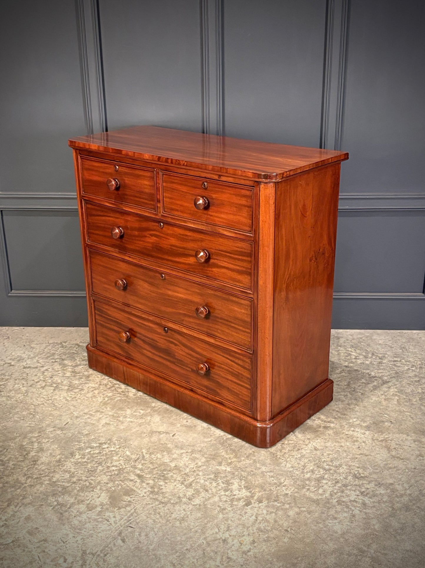 Victorian Mahogany Chest of Drawers