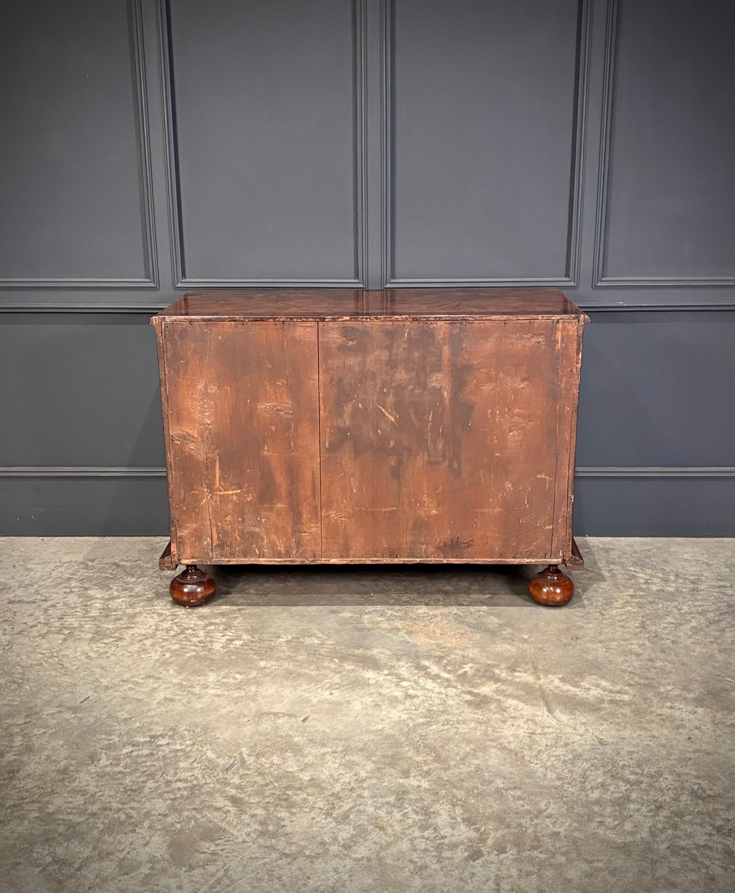 17th Century Kingwood Oyster Veneered Chest