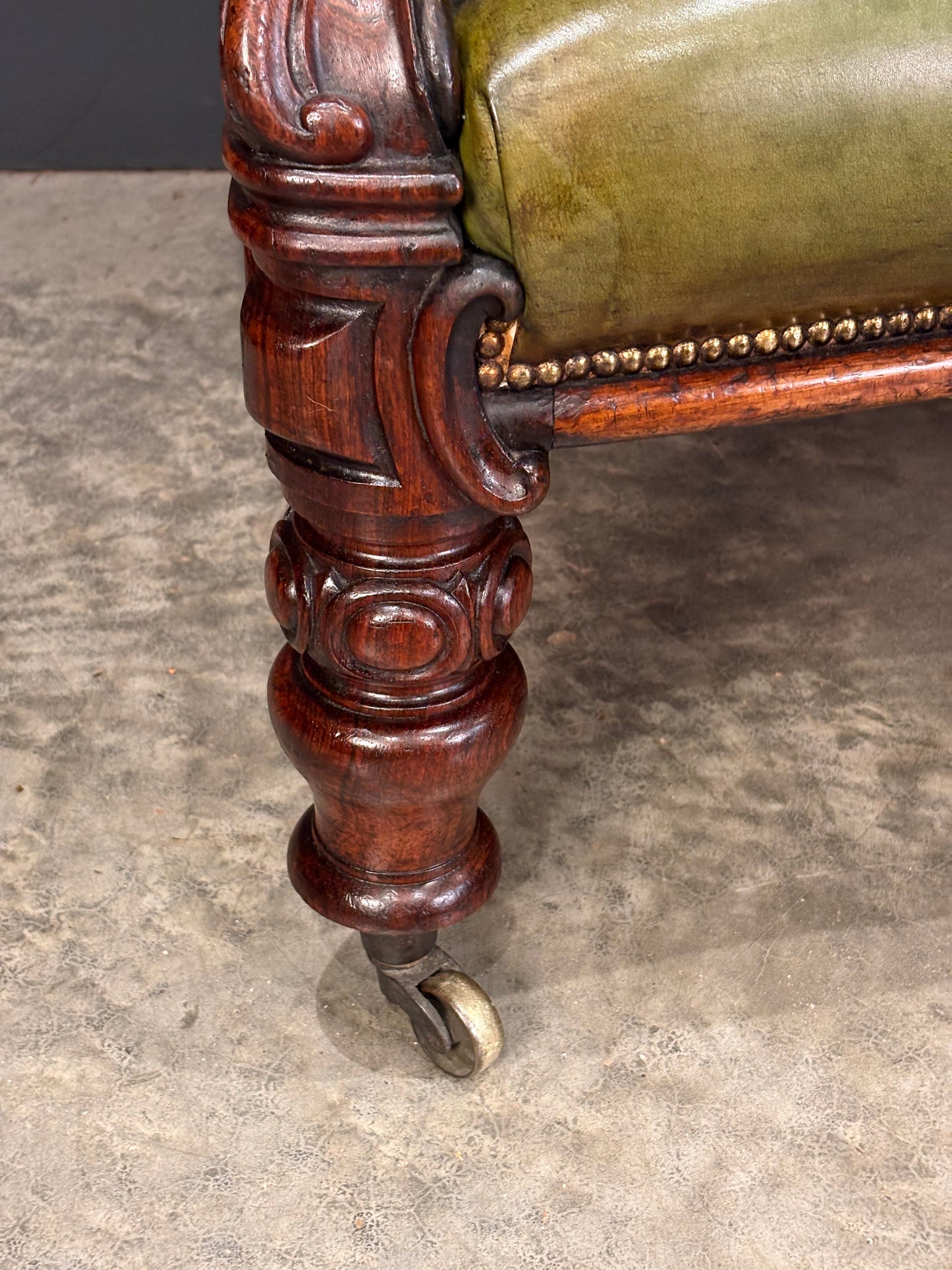 Victorian Green Buttoned Leather Double Spoon-Back Sofa