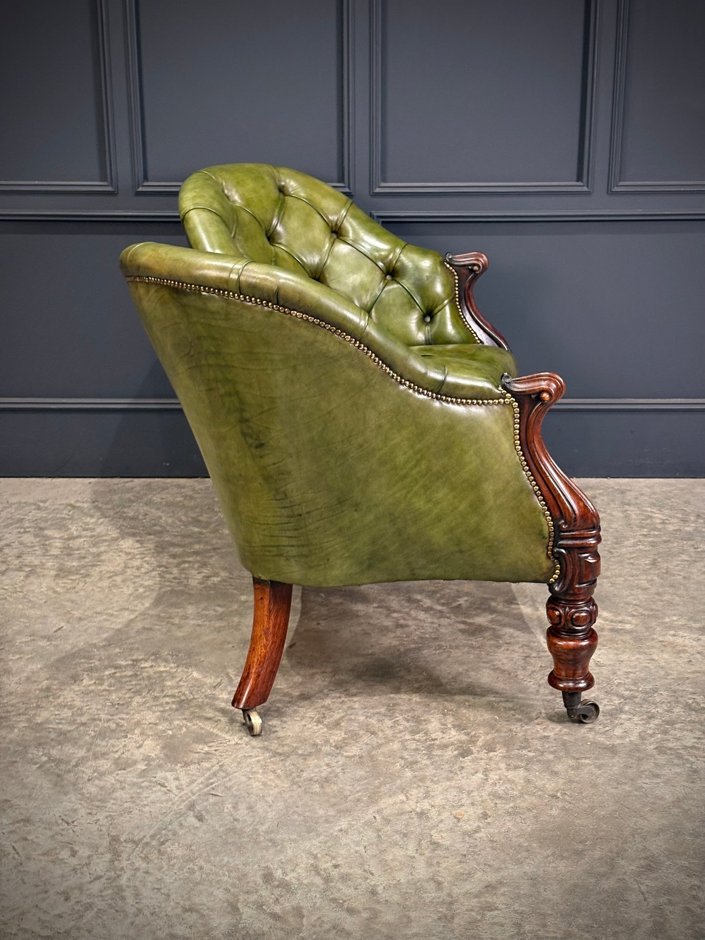 Victorian Green Buttoned Leather Double Spoon-Back Sofa