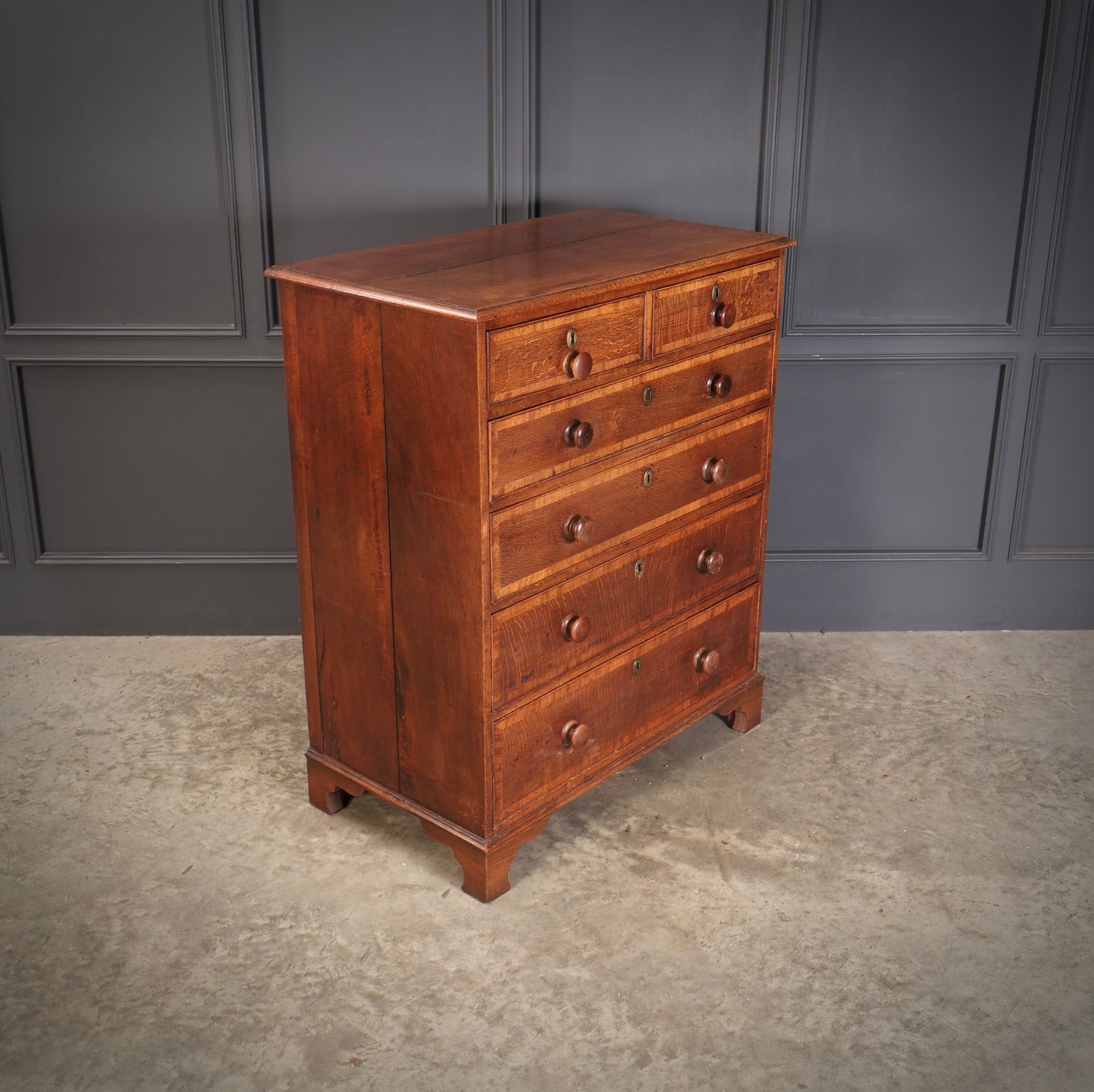 Georgian Oak Chest of Drawers