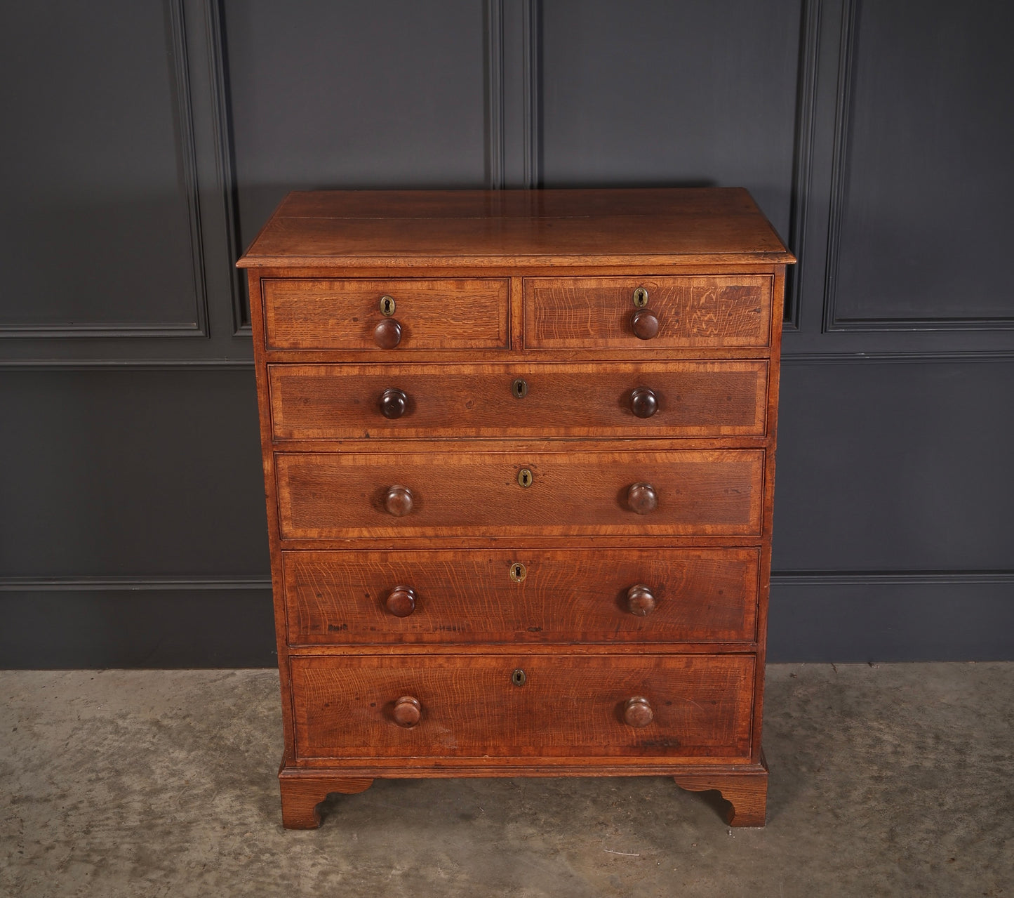 Georgian Oak Chest of Drawers
