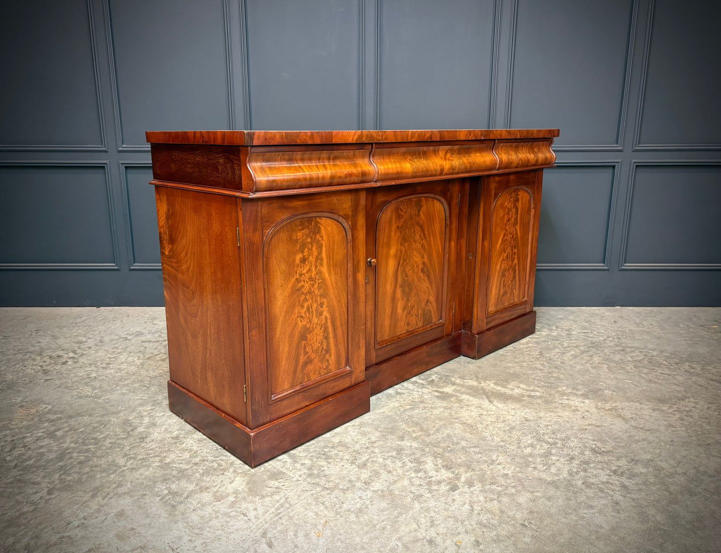 Victorian Mahogany Sideboard