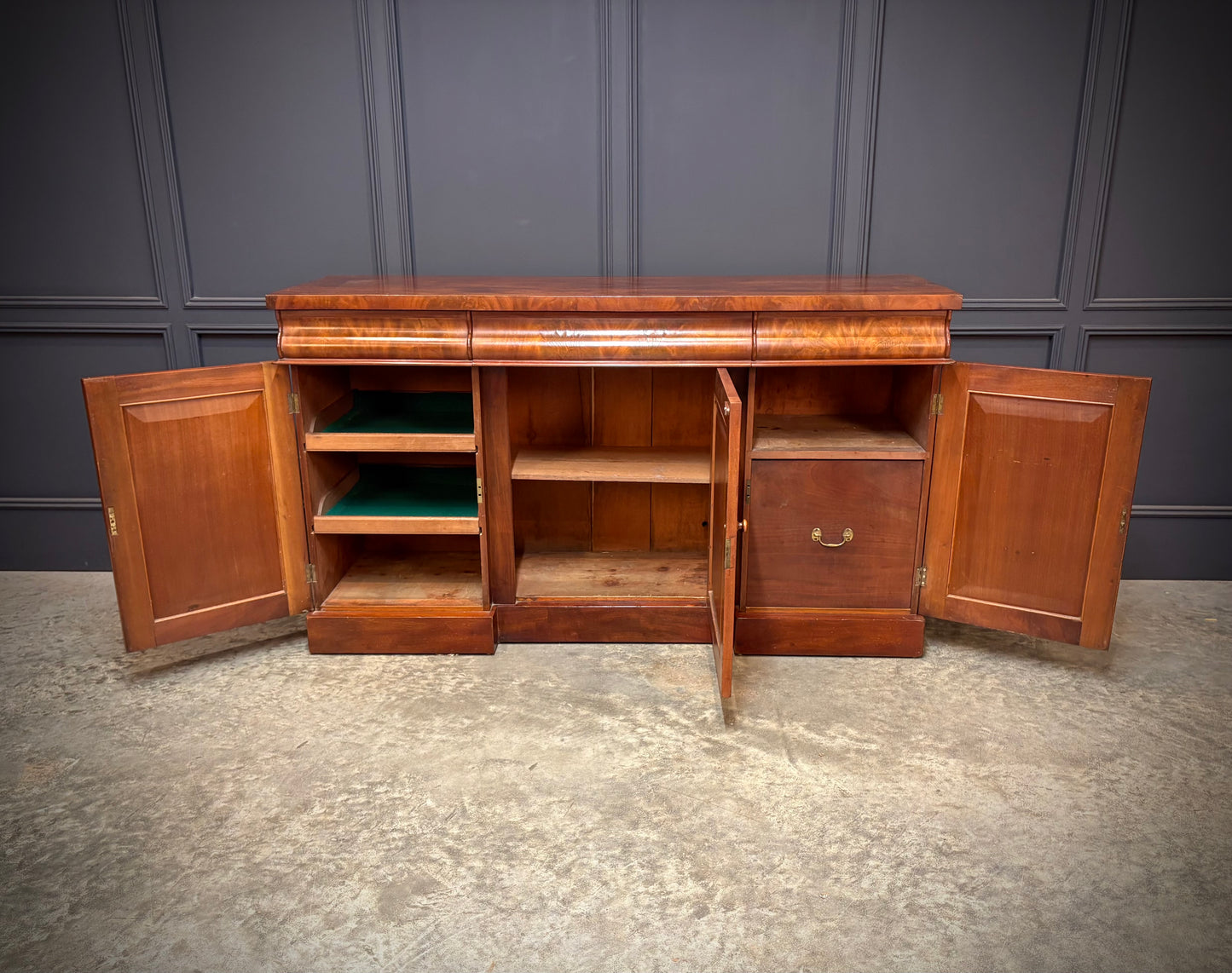 Victorian Mahogany Sideboard