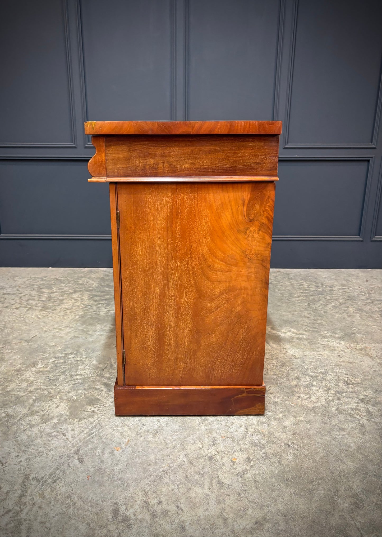 Victorian Mahogany Sideboard