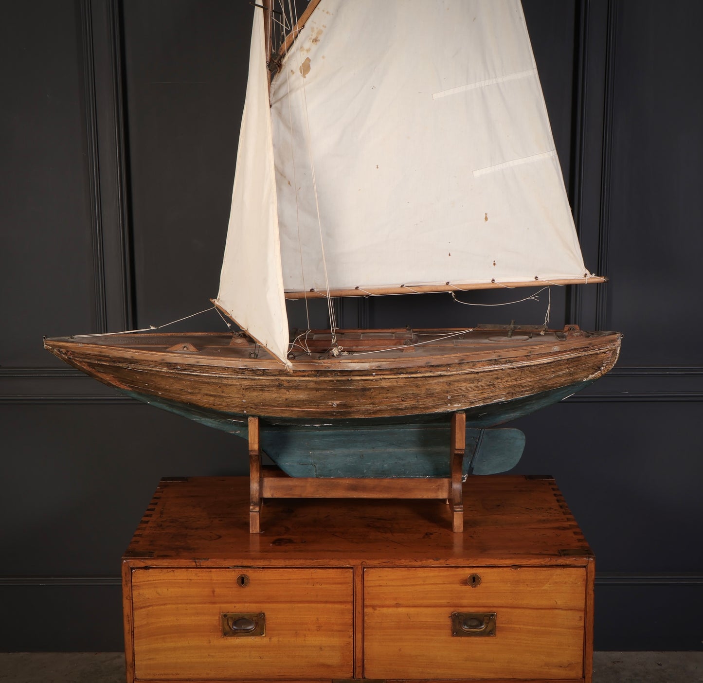 Large Pond Yacht - Circa 1900
