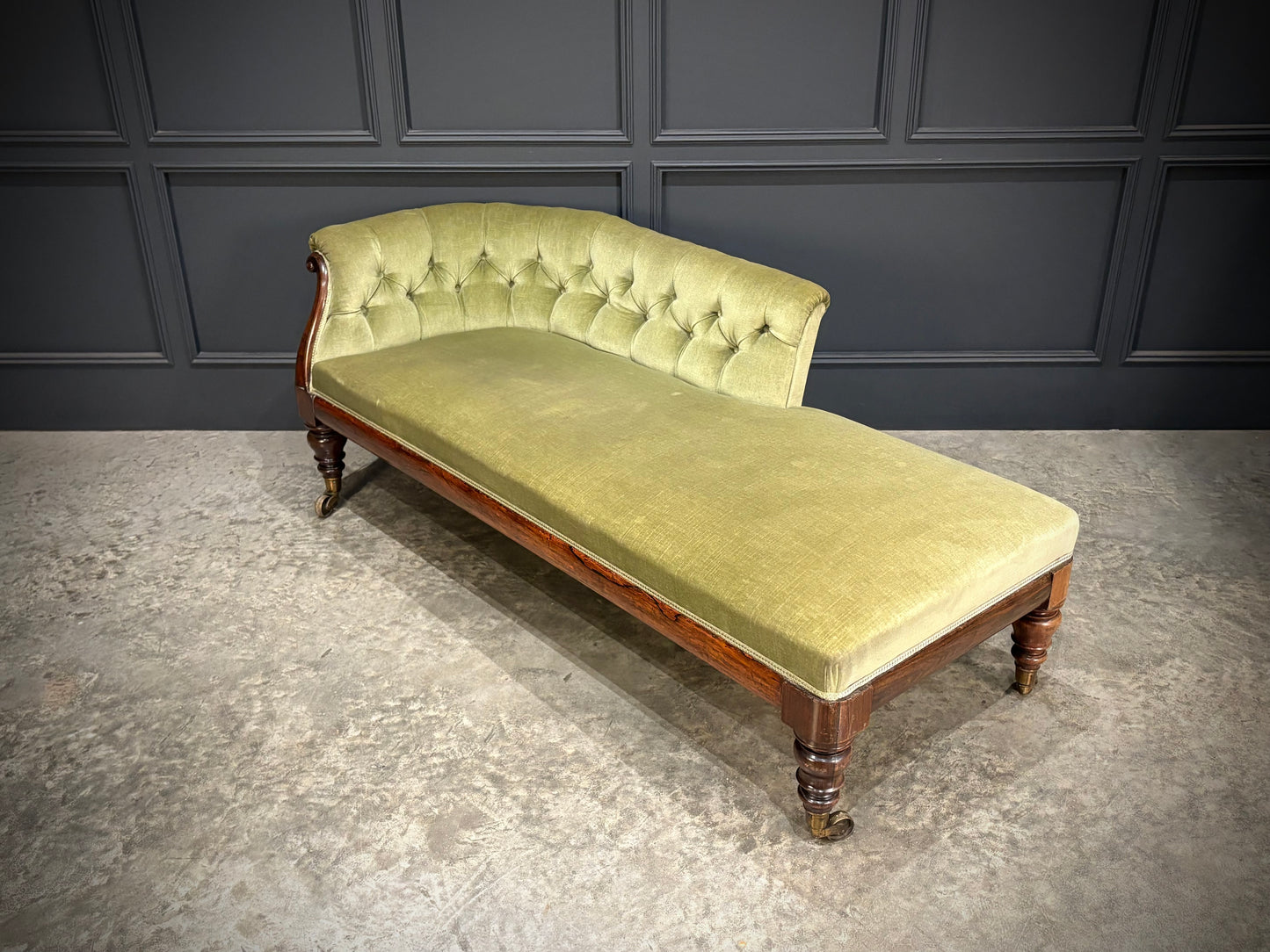 Victorian Rosewood Chaise Longue
