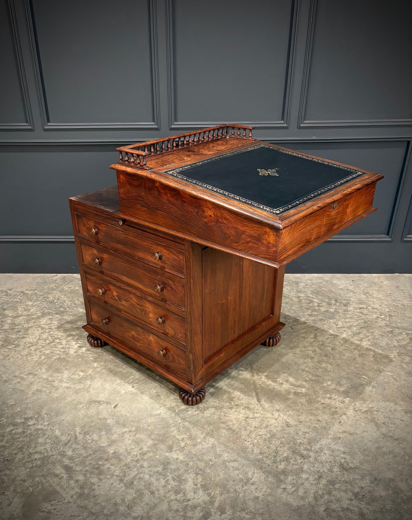 Large 19th Century Rosewood Davenport Desk