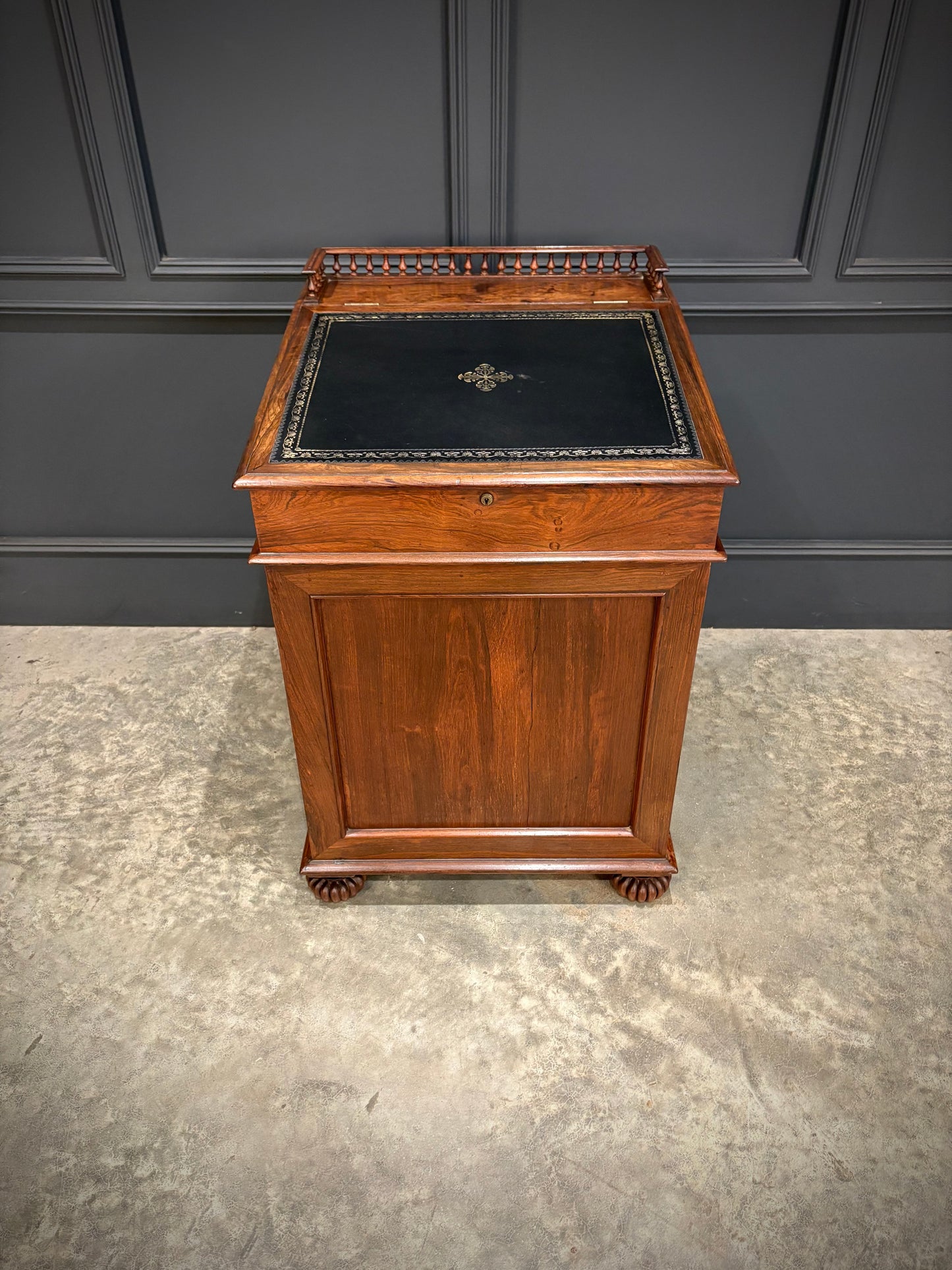 Large 19th Century Rosewood Davenport Desk