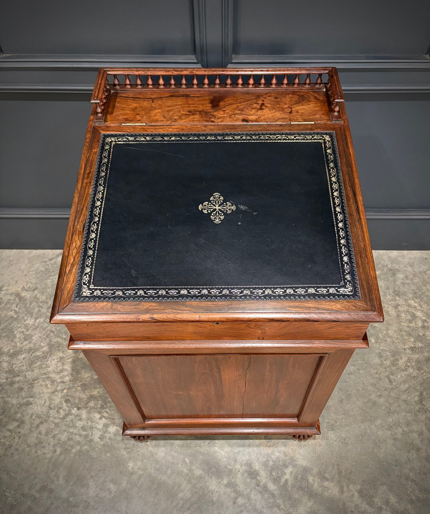 Large 19th Century Rosewood Davenport Desk