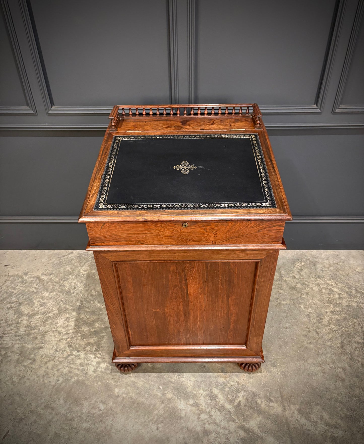 Large 19th Century Rosewood Davenport Desk