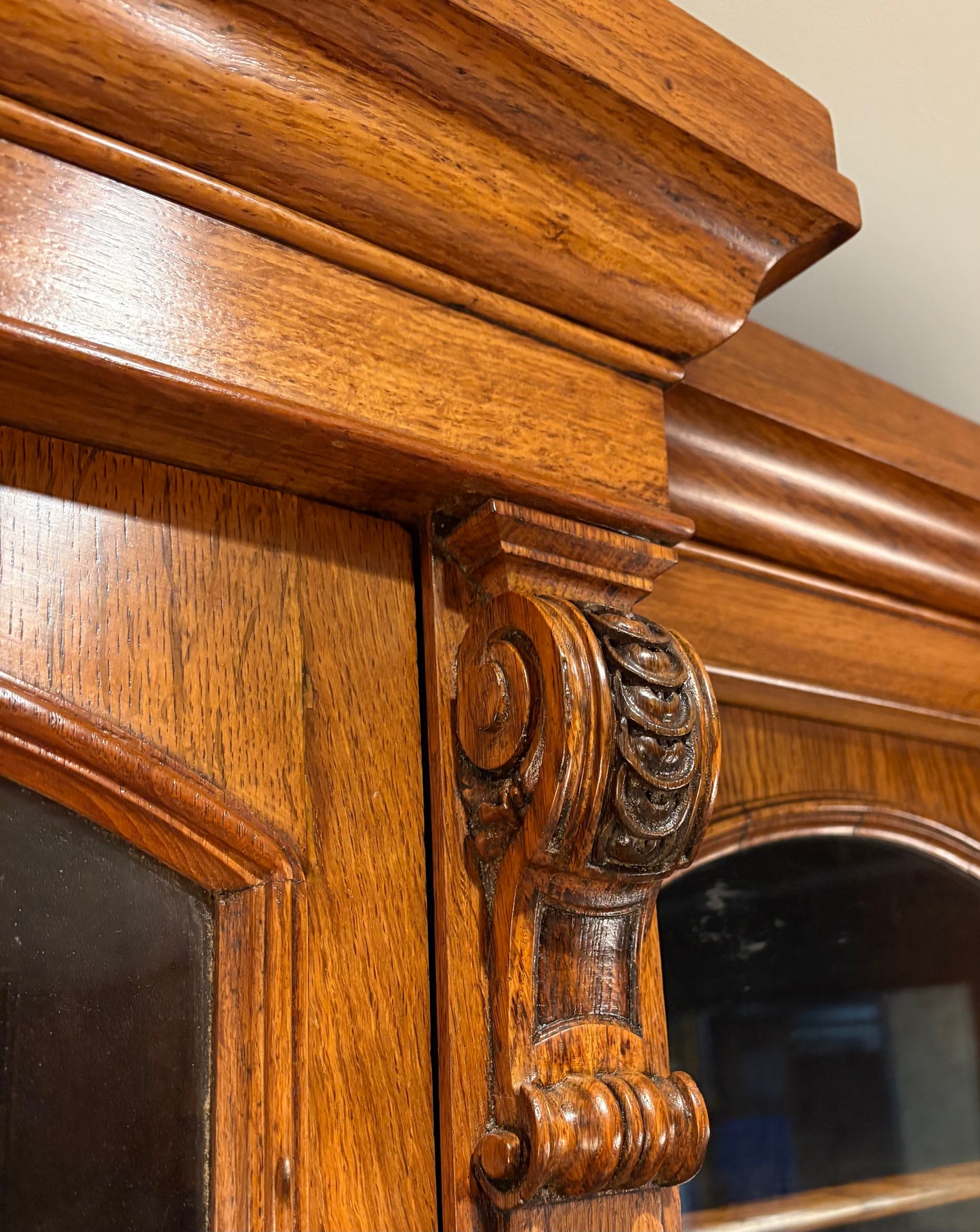 Early Victorian Breakfront Oak Bookcase