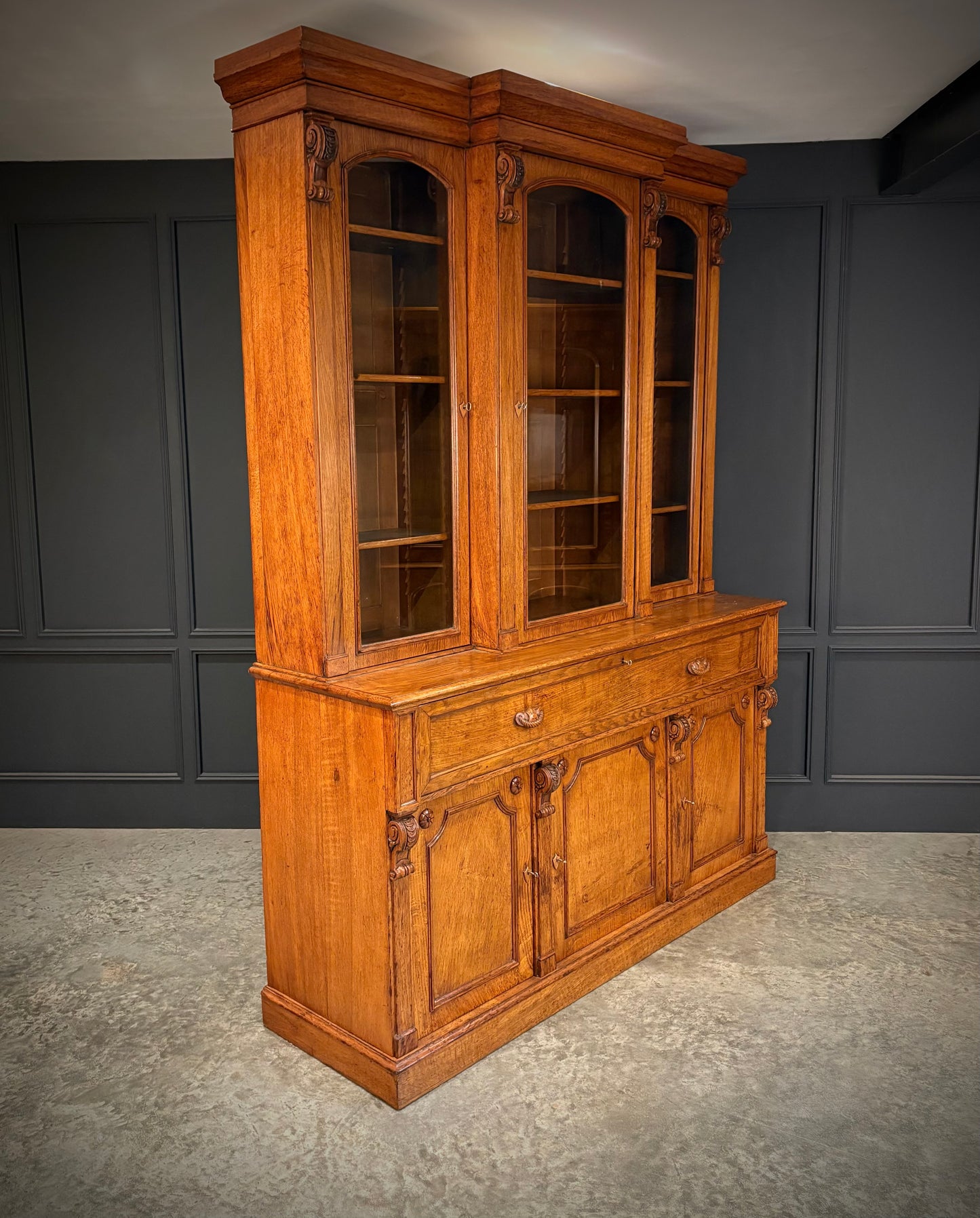 Early Victorian Breakfront Oak Bookcase