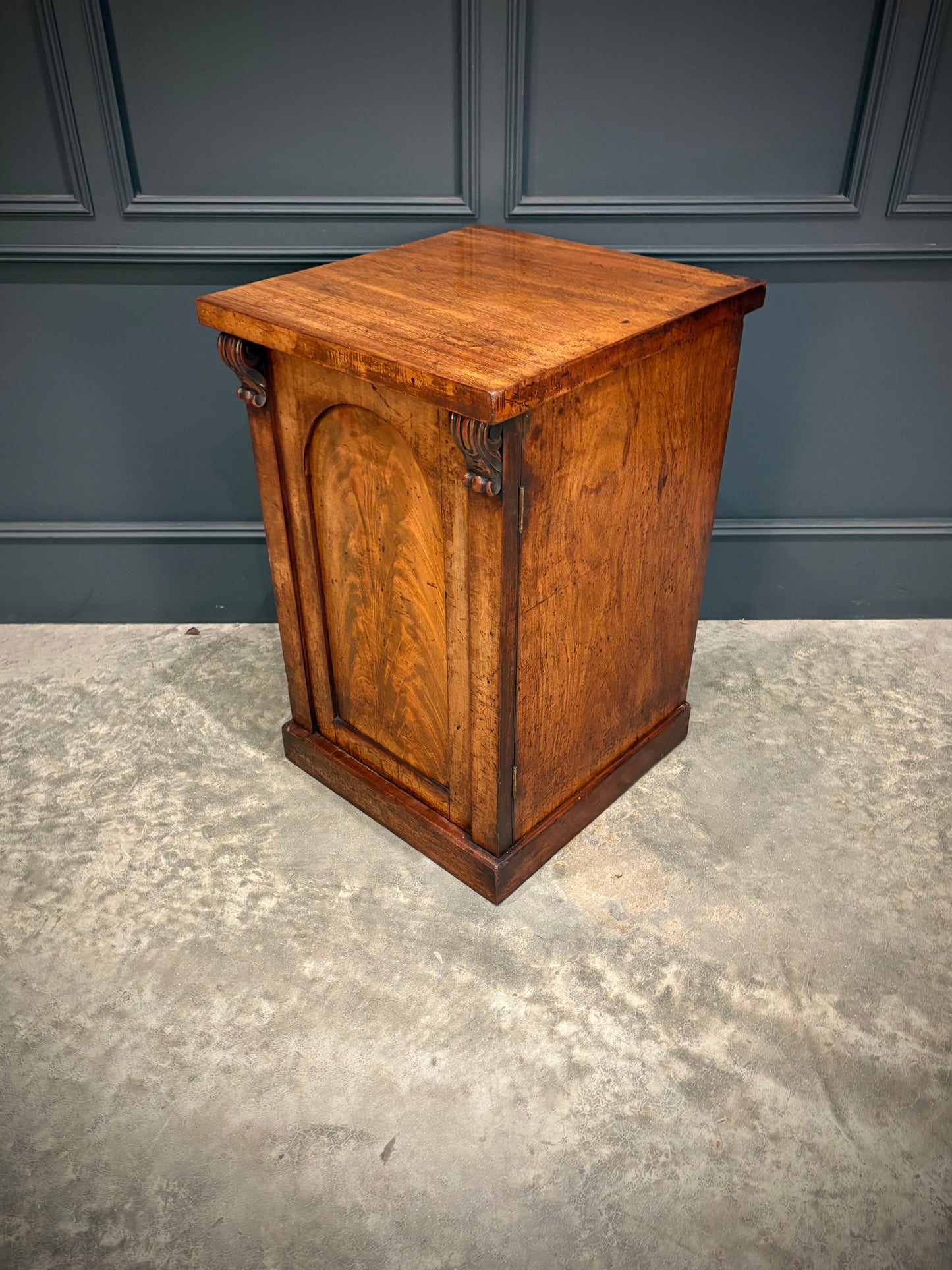 Pair of Victorian Flame Mahogany Bedside Cabinets