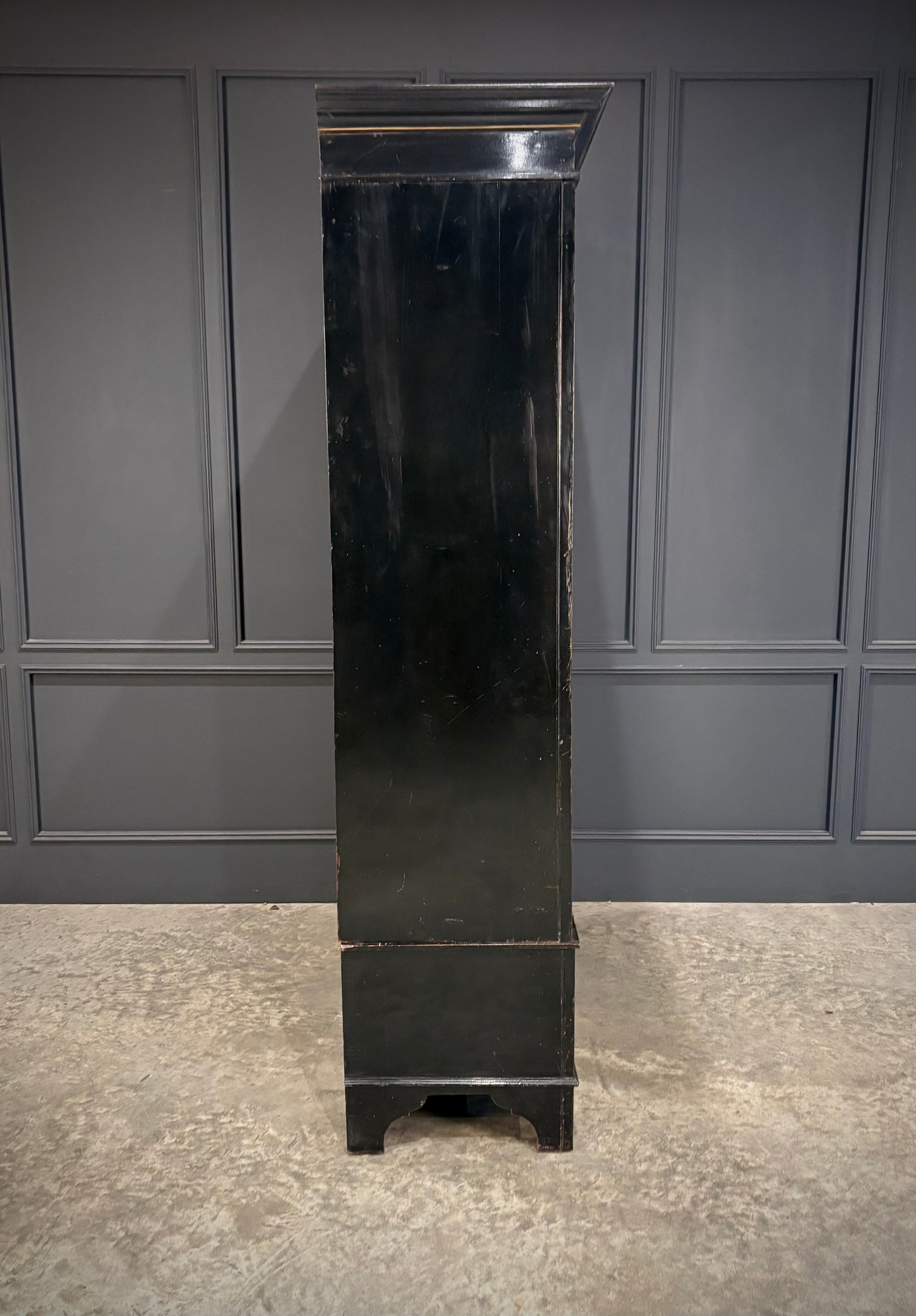 Black Lacquered Chinoiserie Wardrobe