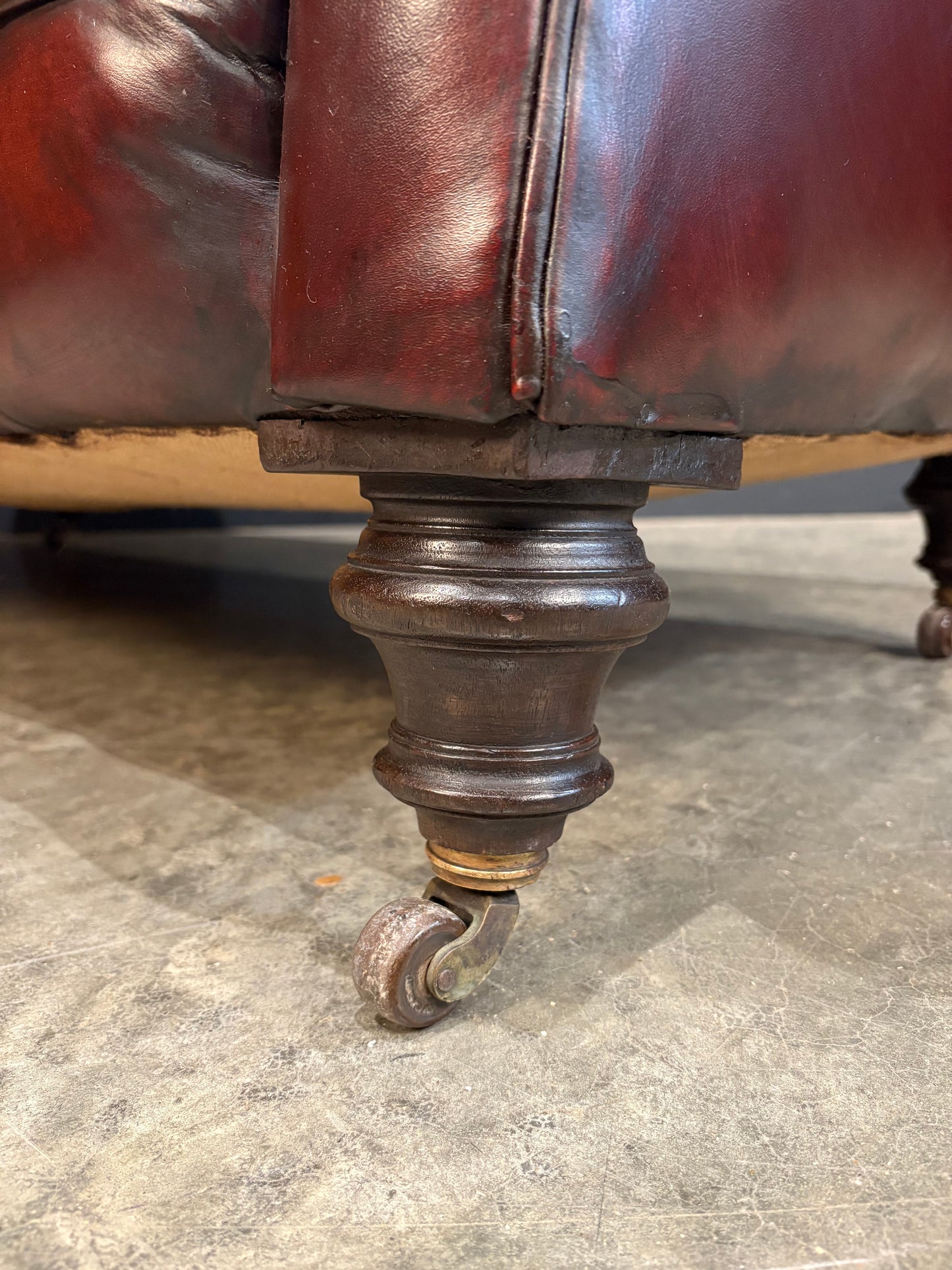 Victorian Buttoned Leather Chesterfield Sofa