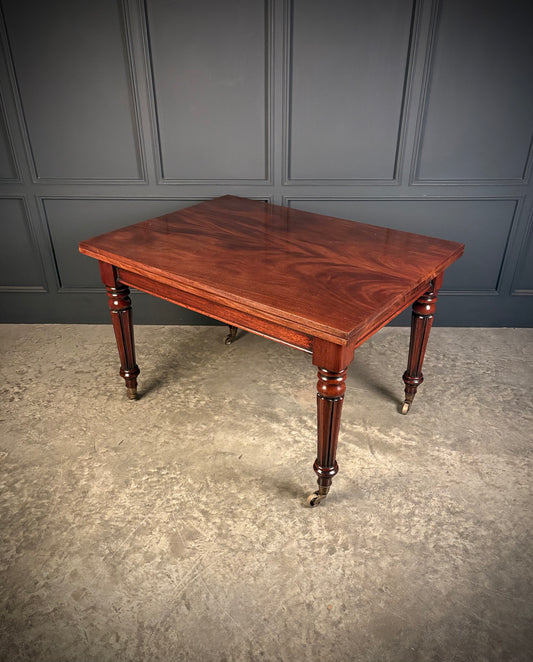 Rare William IV Mahogany Extending Dining Table