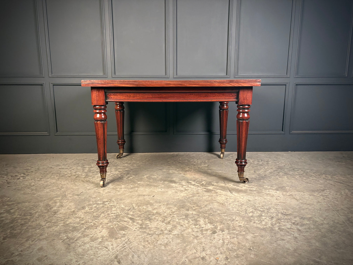 Rare William IV Mahogany Extending Dining Table