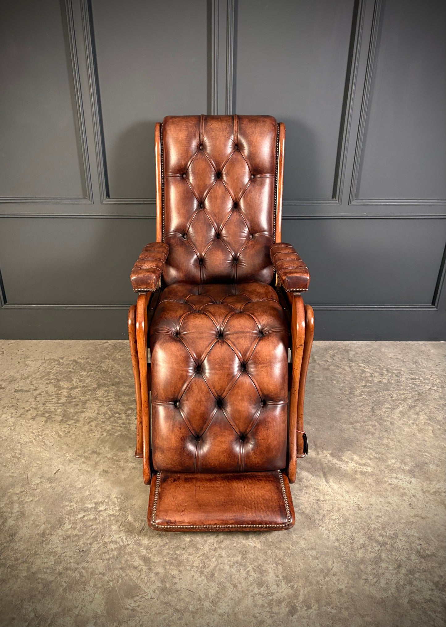 Superb Regency Mahogany & Leather Reclining Armchair