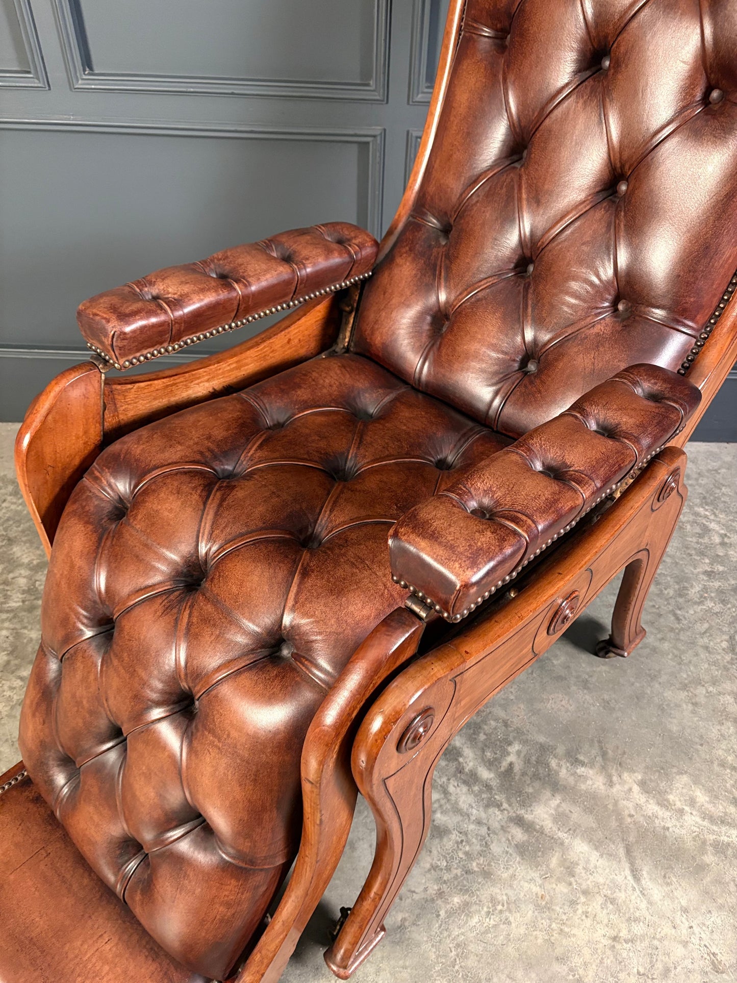 Superb Regency Mahogany & Leather Reclining Armchair