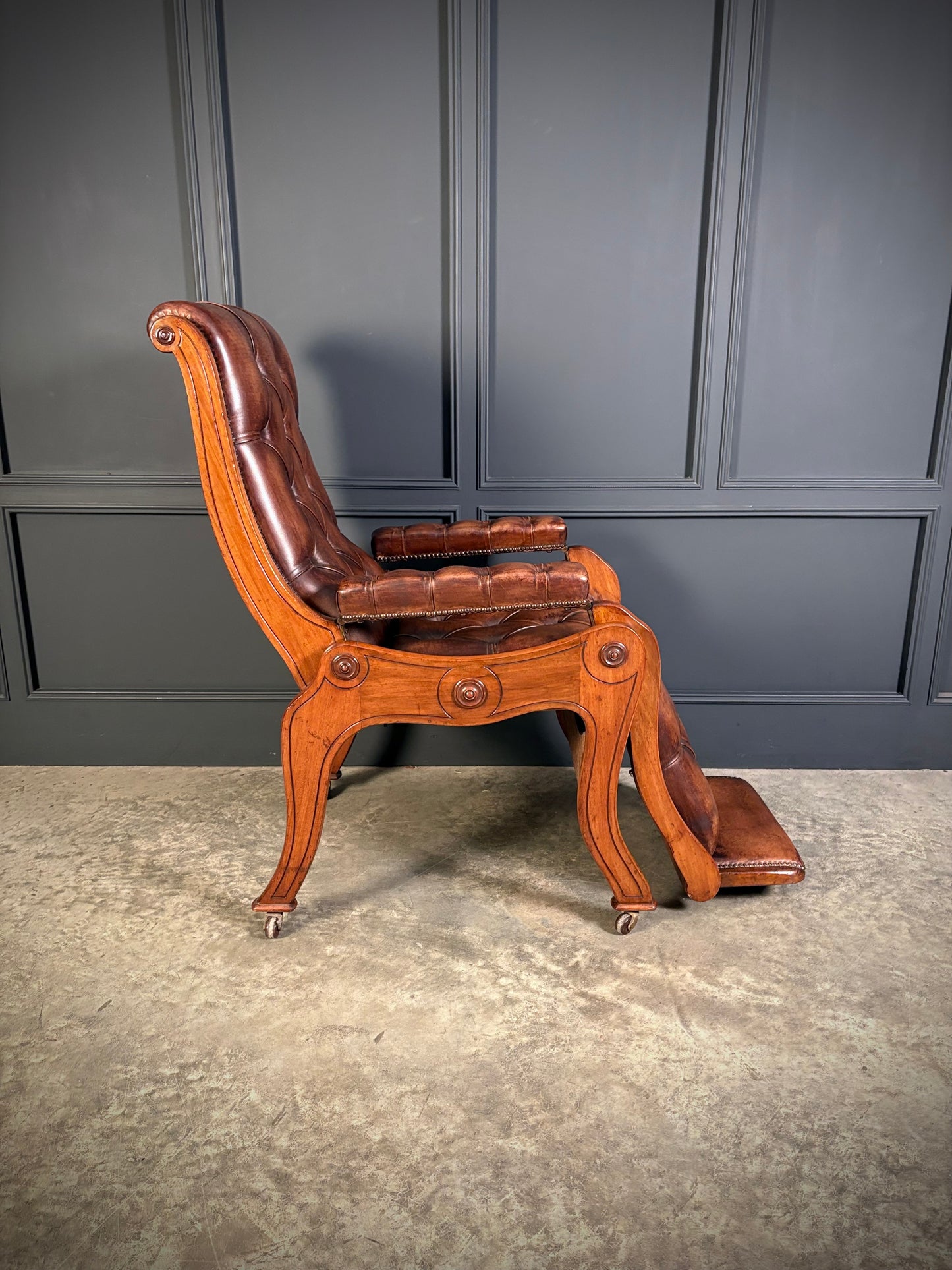 Superb Regency Mahogany & Leather Reclining Armchair