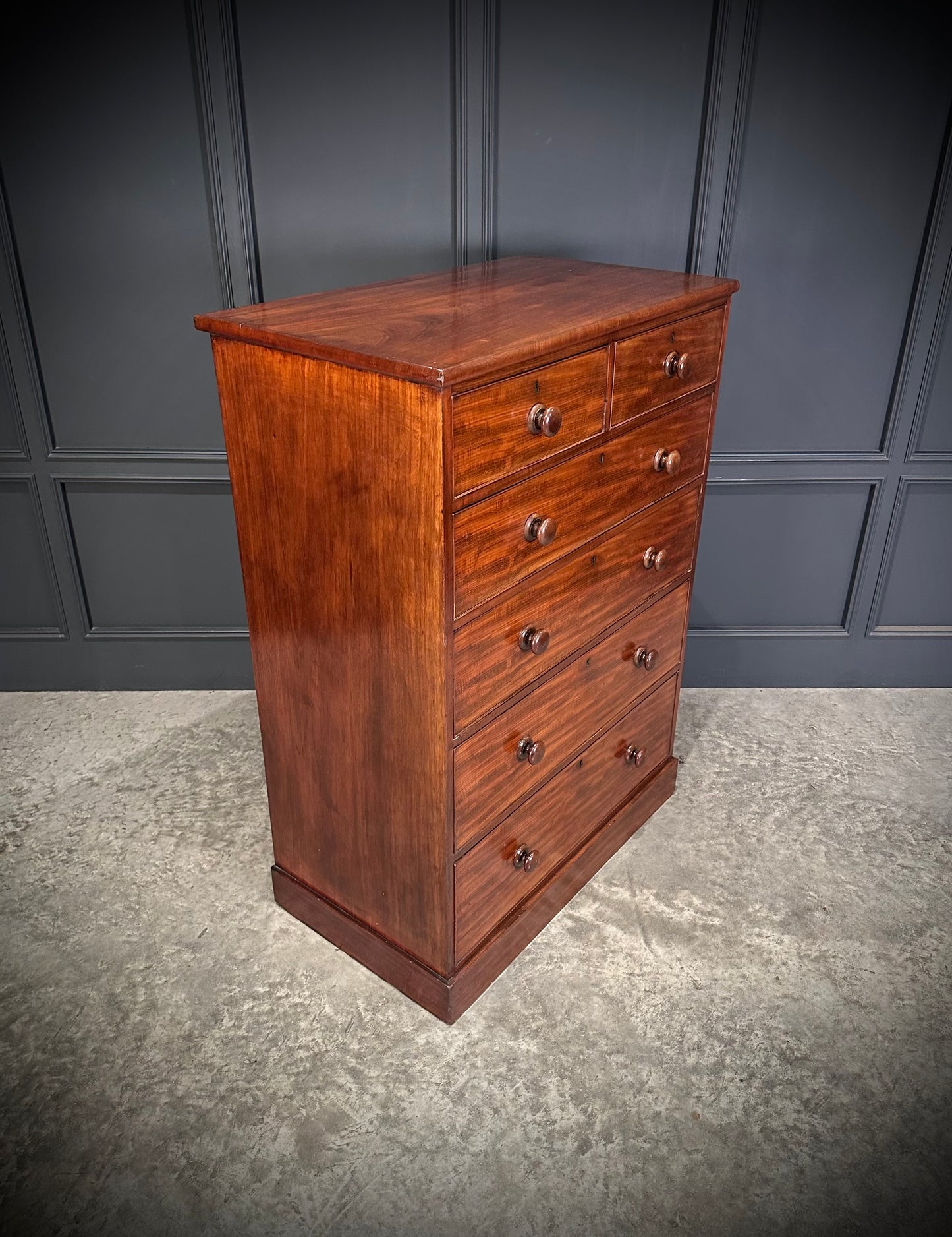 Victorian Mahogany Chest of Drawers