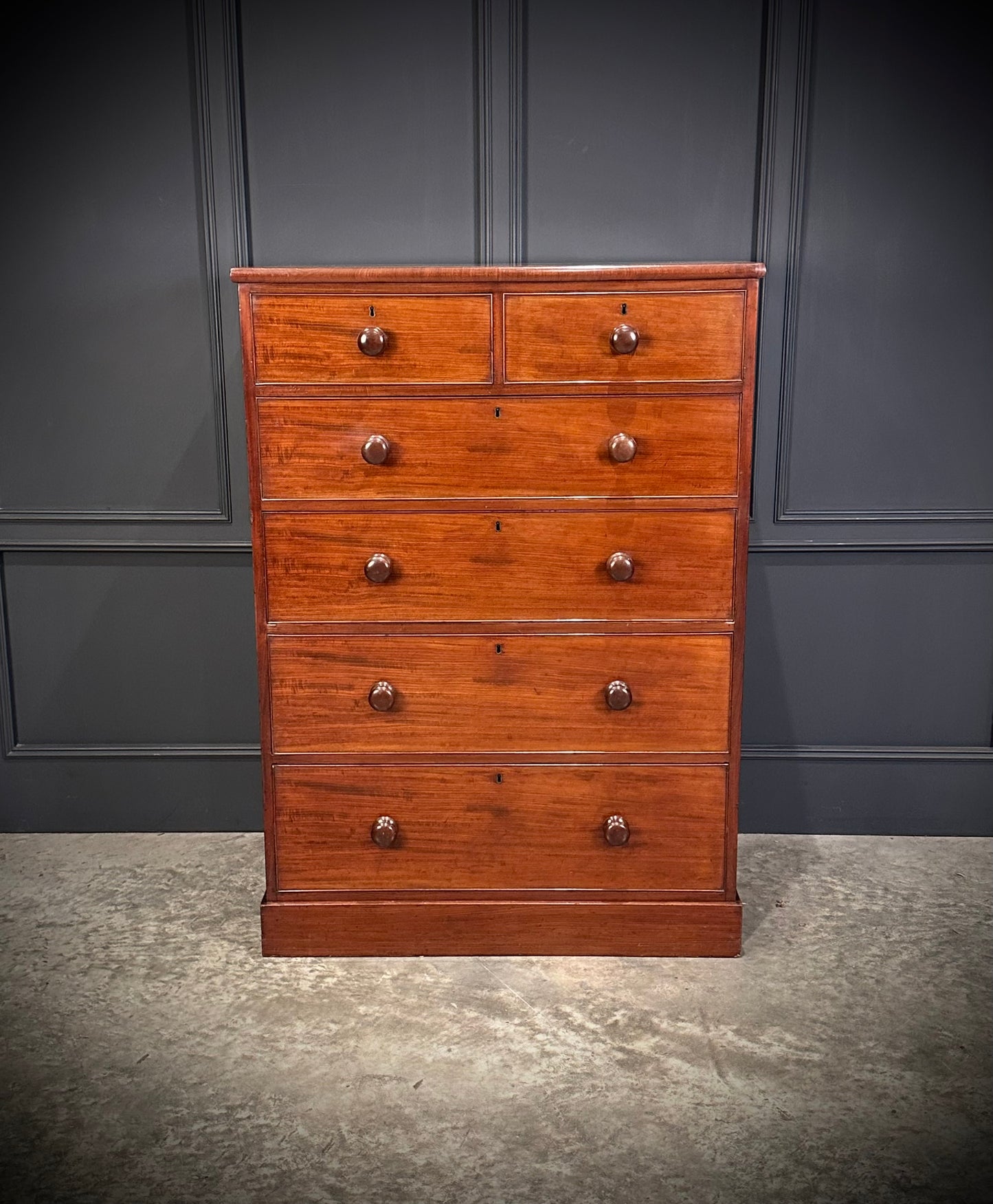 Victorian Mahogany Chest of Drawers