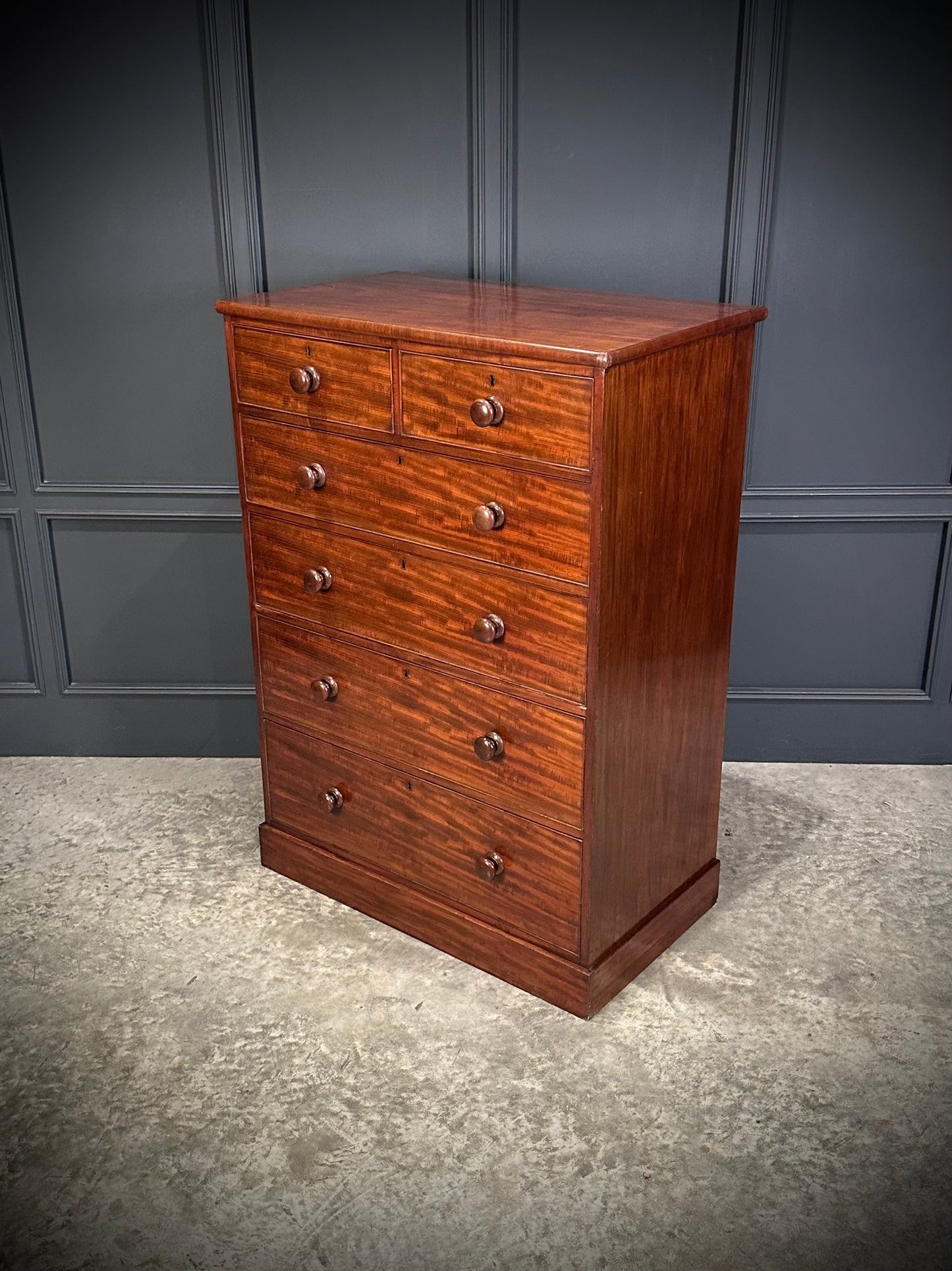 Victorian Mahogany Chest of Drawers