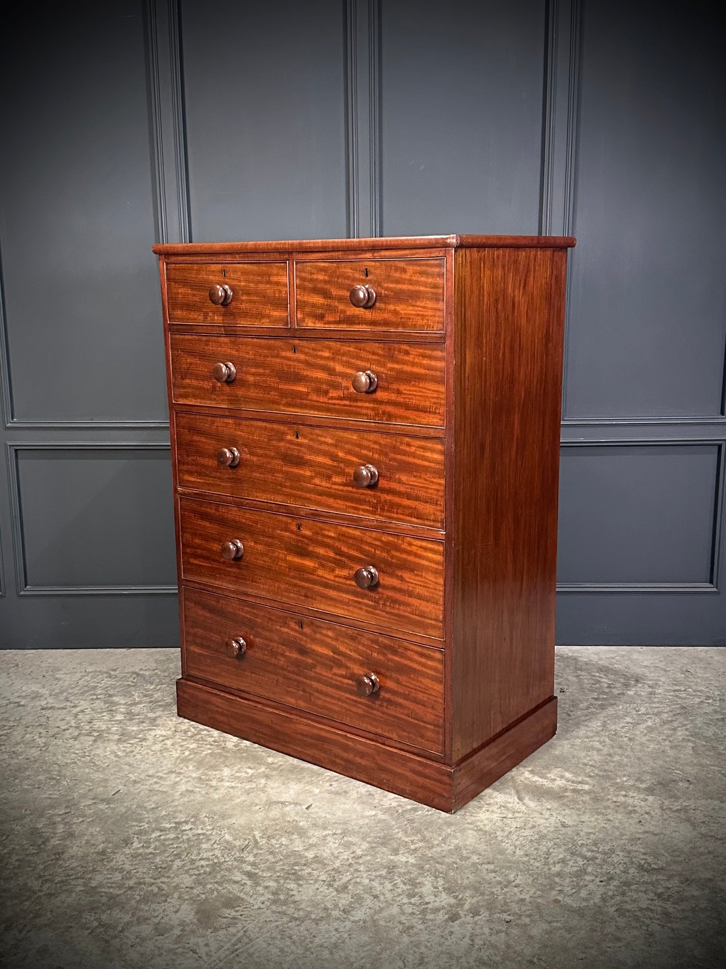 Victorian Mahogany Chest of Drawers