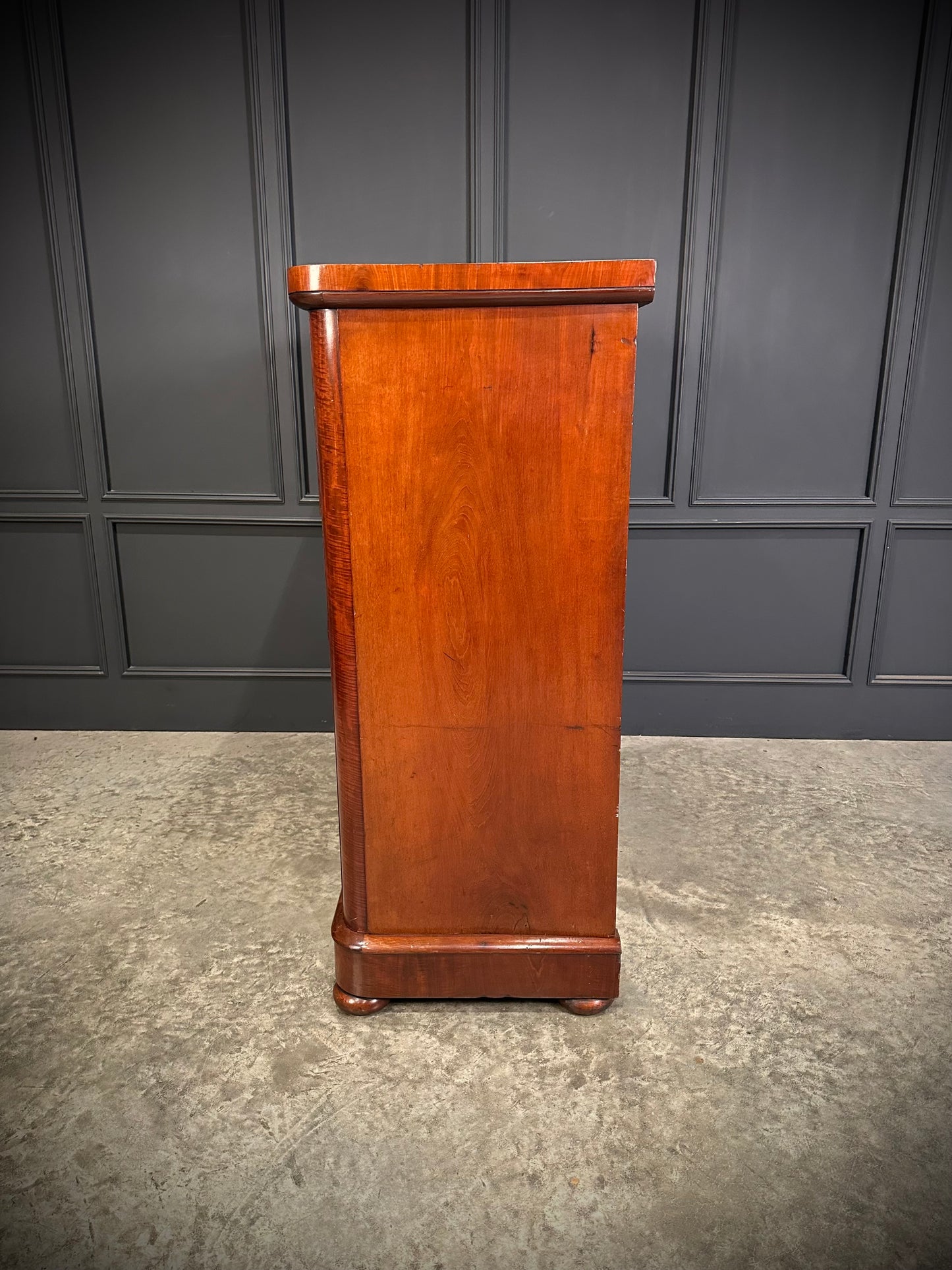 Large Victorian Flame Mahogany Chest of Drawers