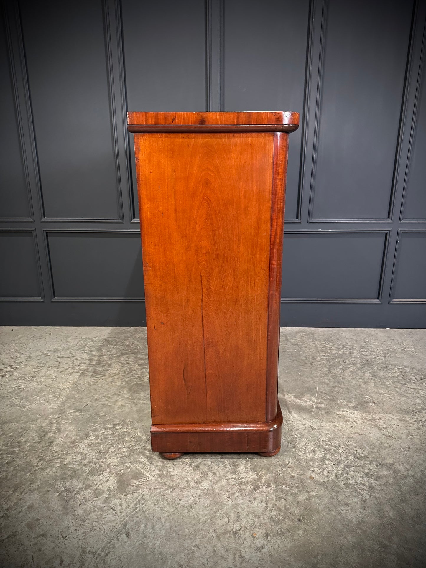 Large Victorian Flame Mahogany Chest of Drawers