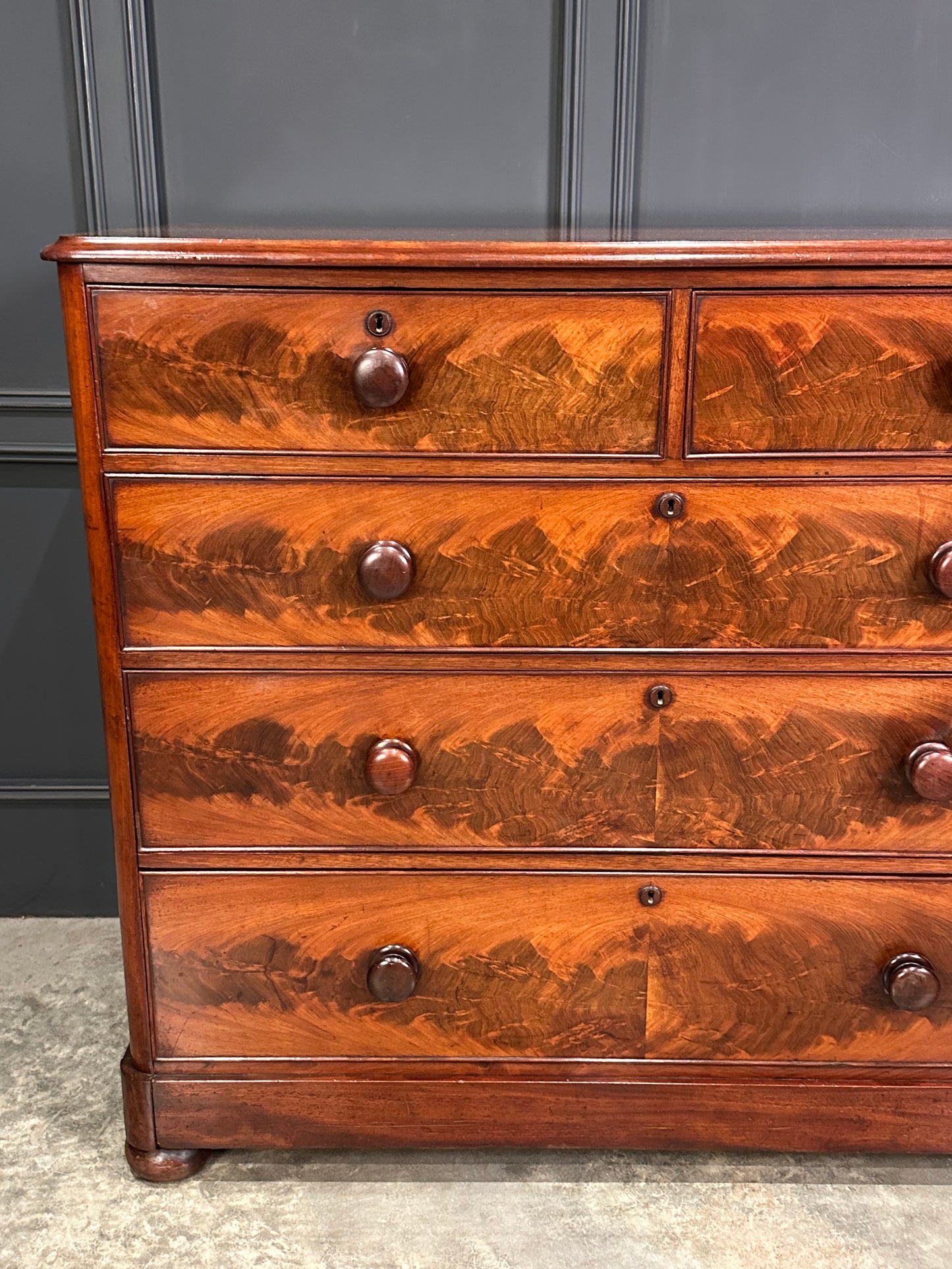 Victorian Mahogany Chest of Drawers
