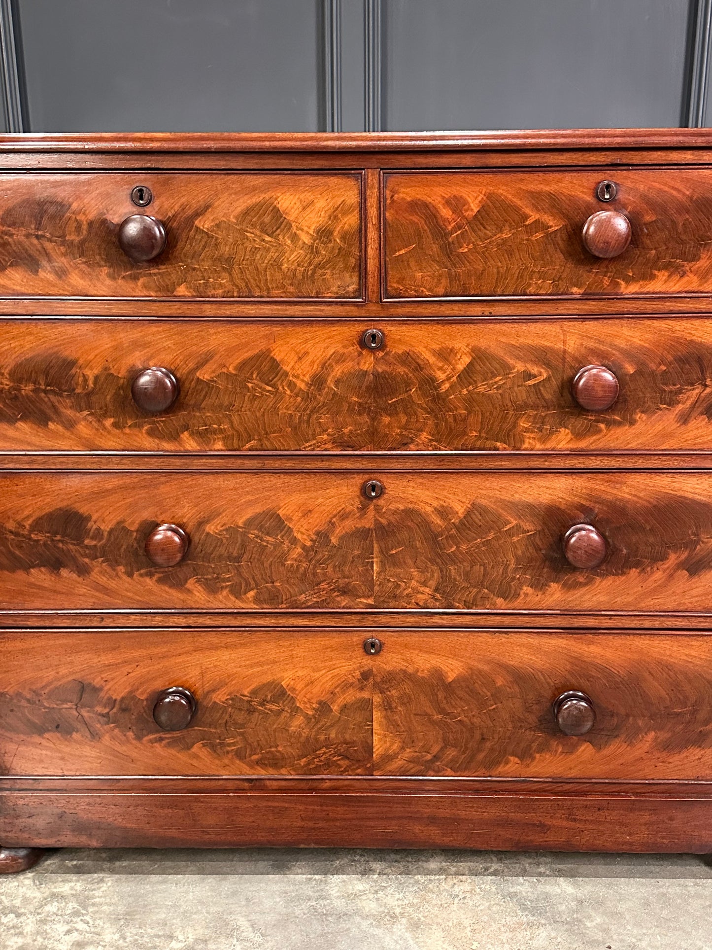 Victorian Mahogany Chest of Drawers