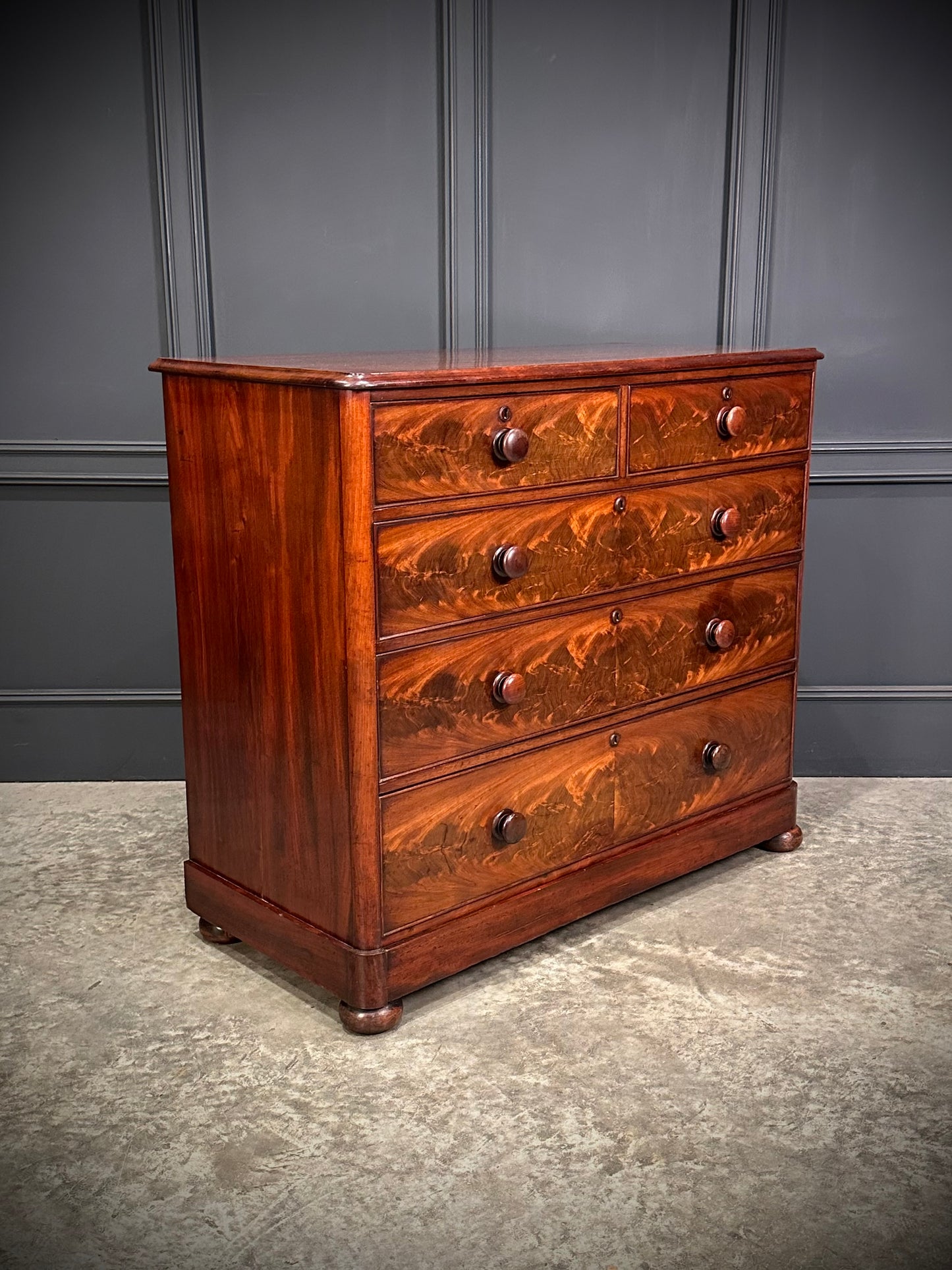 Victorian Mahogany Chest of Drawers