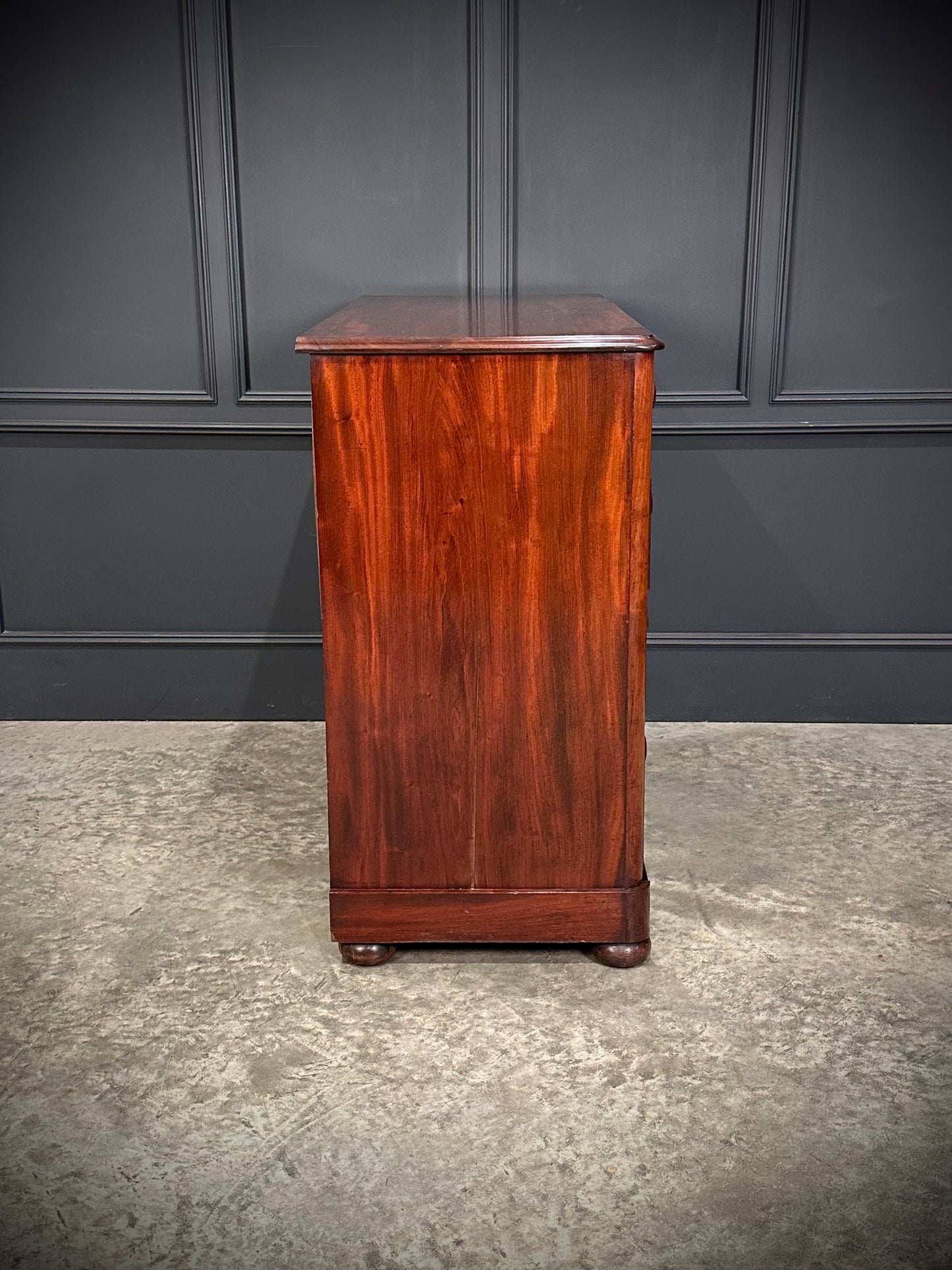 Victorian Mahogany Chest of Drawers