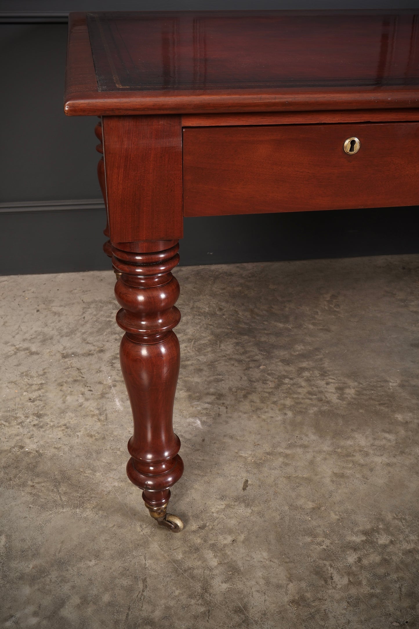 Large Early Victorian Mahogany & Leather Partners Writing Table