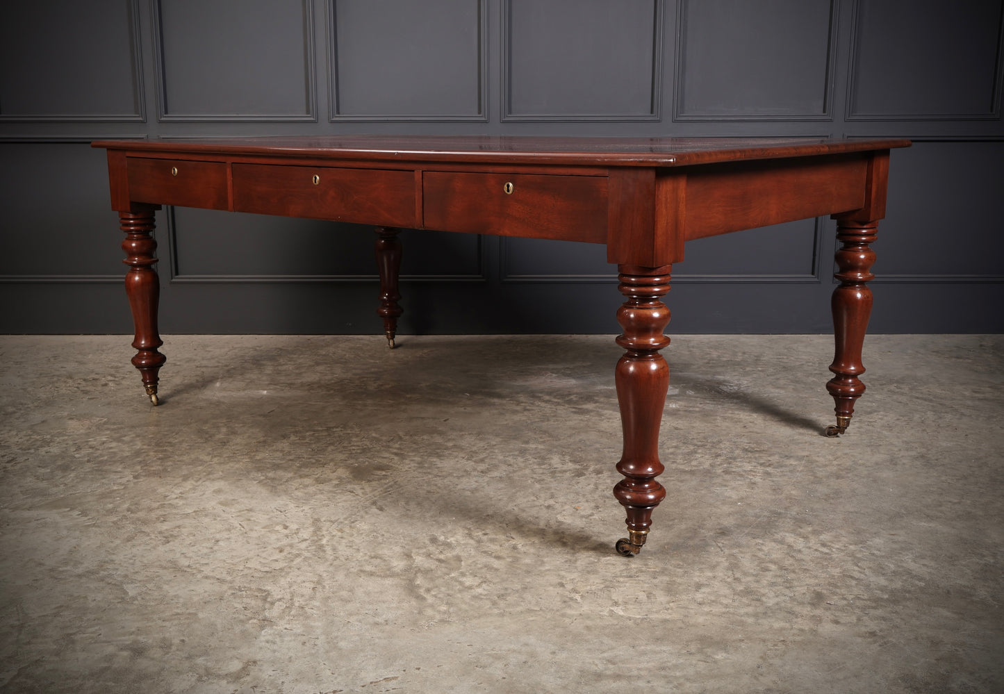 Large Early Victorian Mahogany & Leather Partners Writing Table