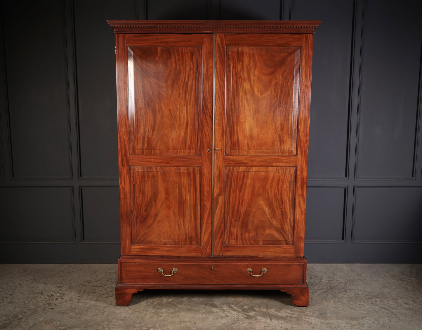 Large Georgian Mahogany Wardrobe