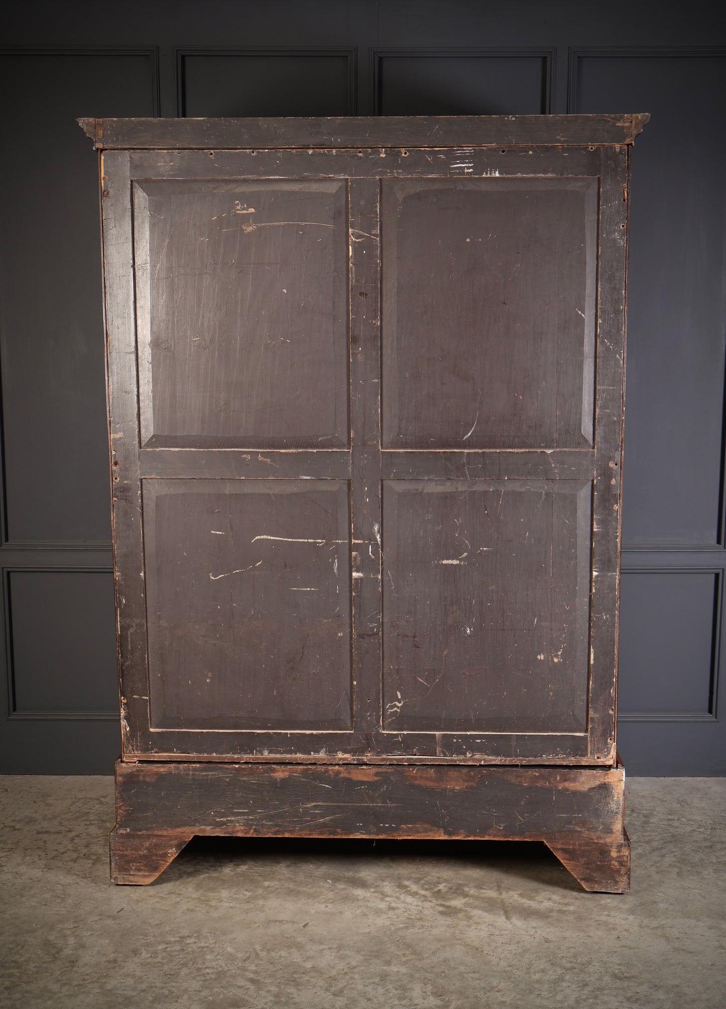 Large Georgian Mahogany Wardrobe