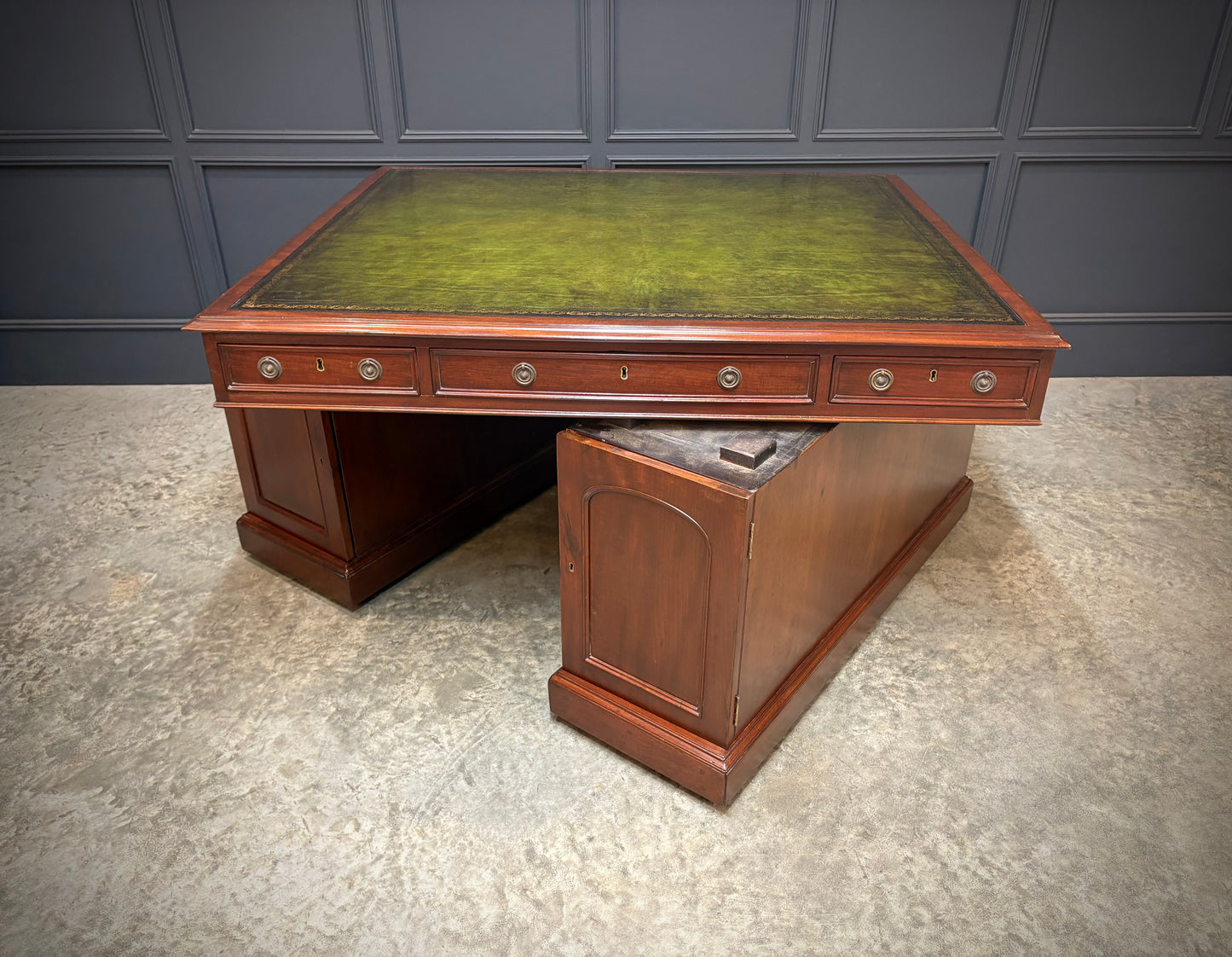 Large Victorian Mahogany Partners Desk