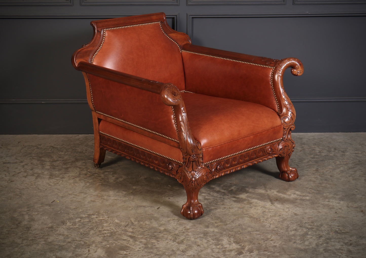 Magnificent Quality Mahogany & Leather Suite