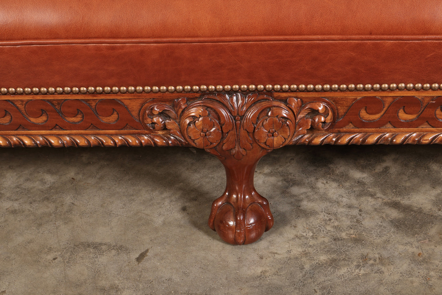 Magnificent Quality Mahogany & Leather Suite