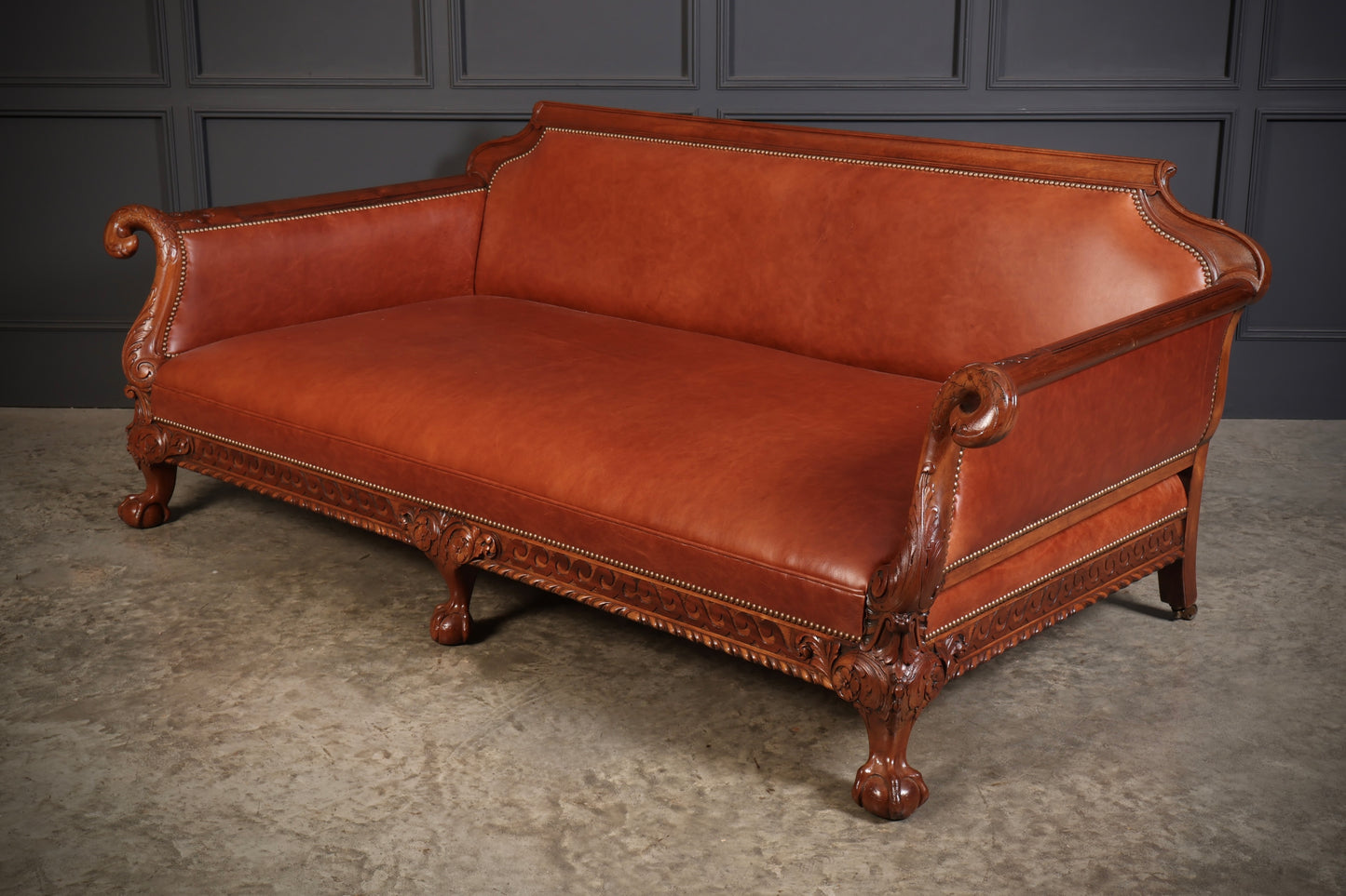 Magnificent Quality Mahogany & Leather Suite