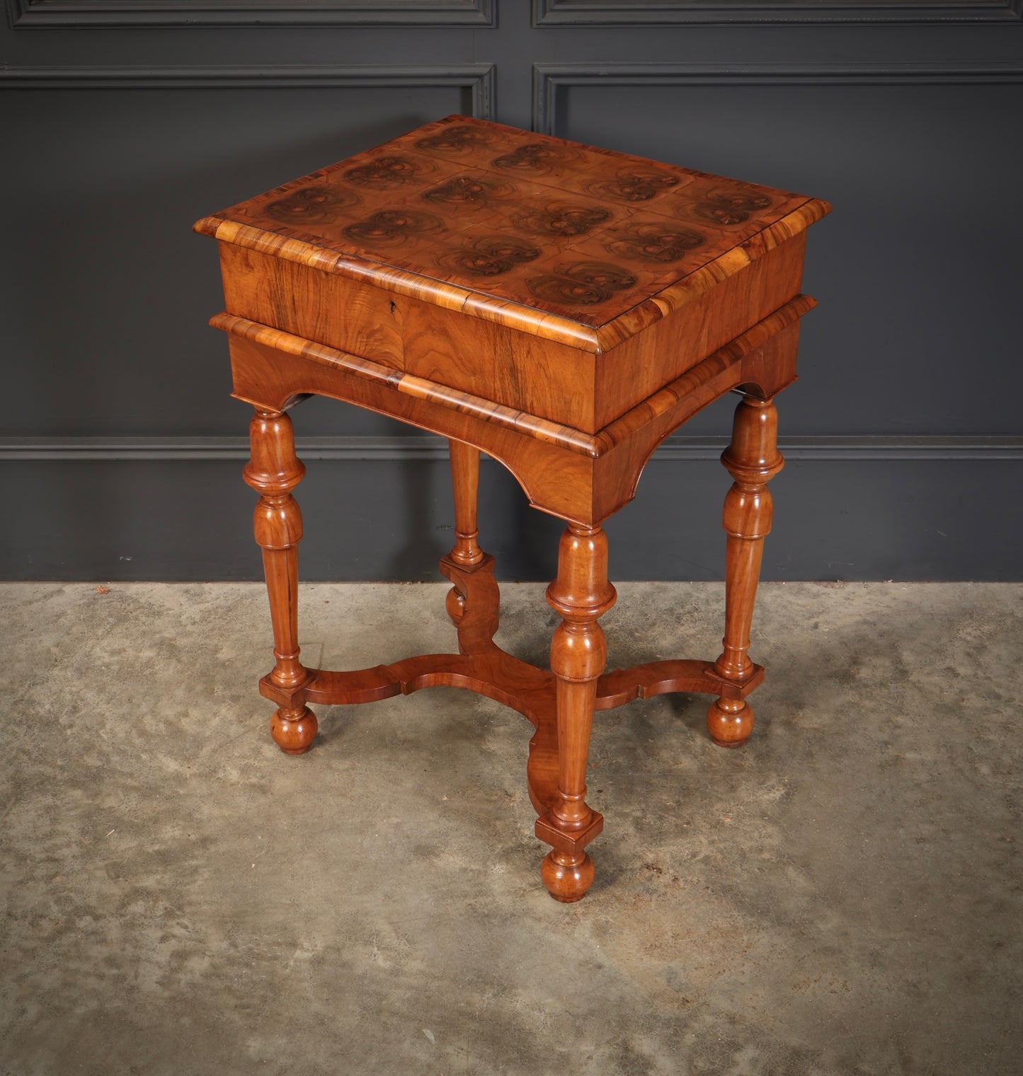 Oyster Walnut Box On Stand