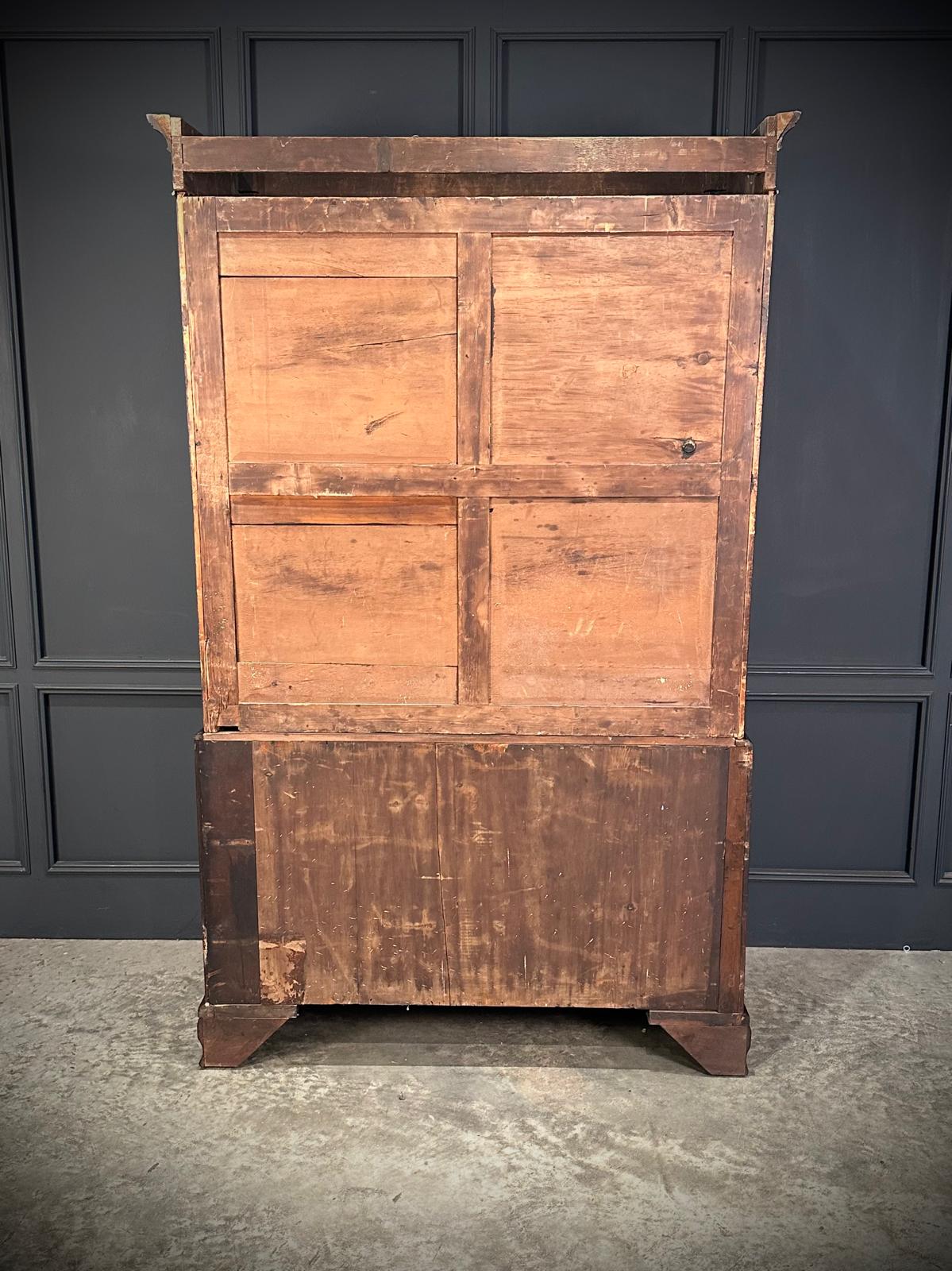 Georgian Inlaid Mahogany Gentlemans Wardrobe