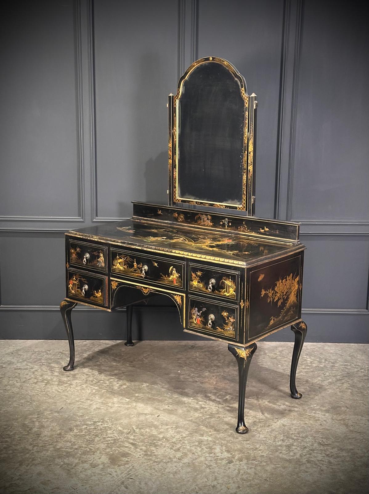 Chinoiserie Lacquered Dressing Table