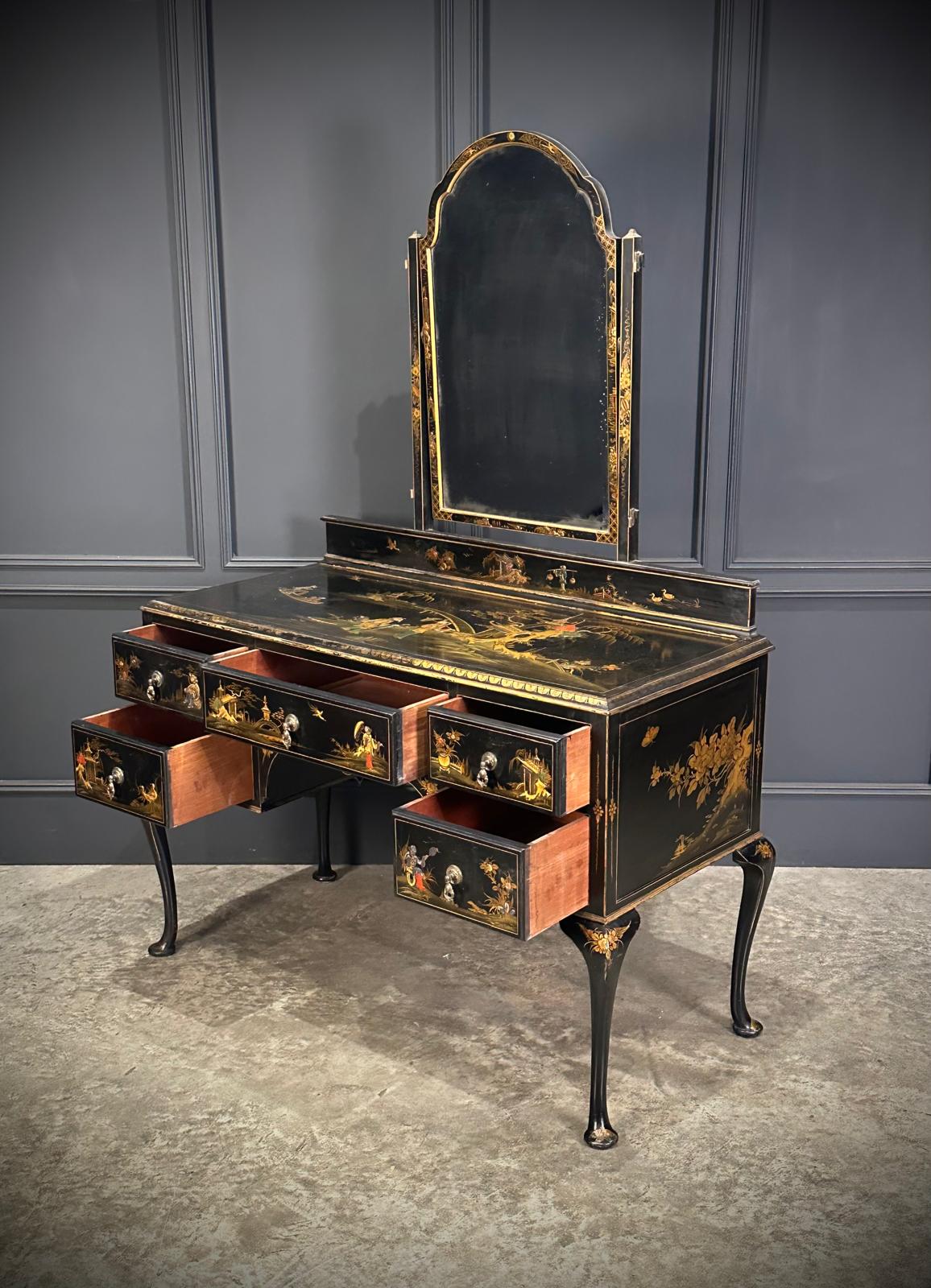 Chinoiserie Lacquered Dressing Table