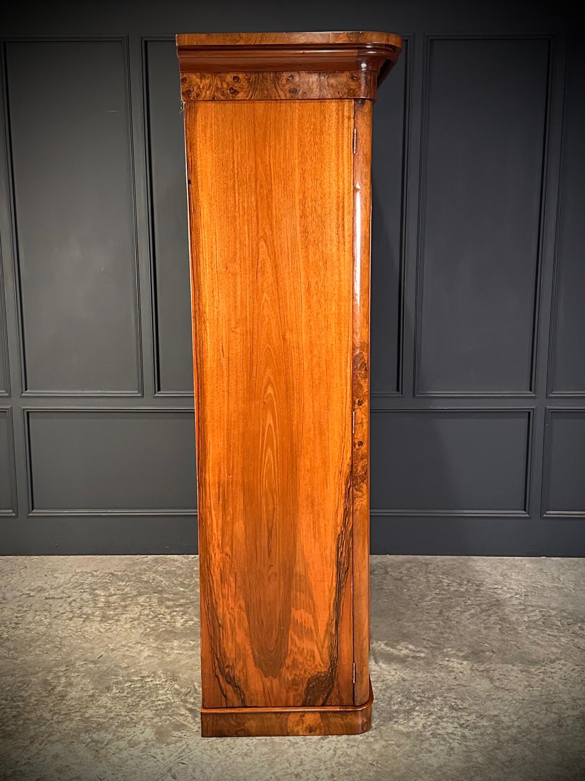 Superb Victorian Figured Walnut Wardrobe