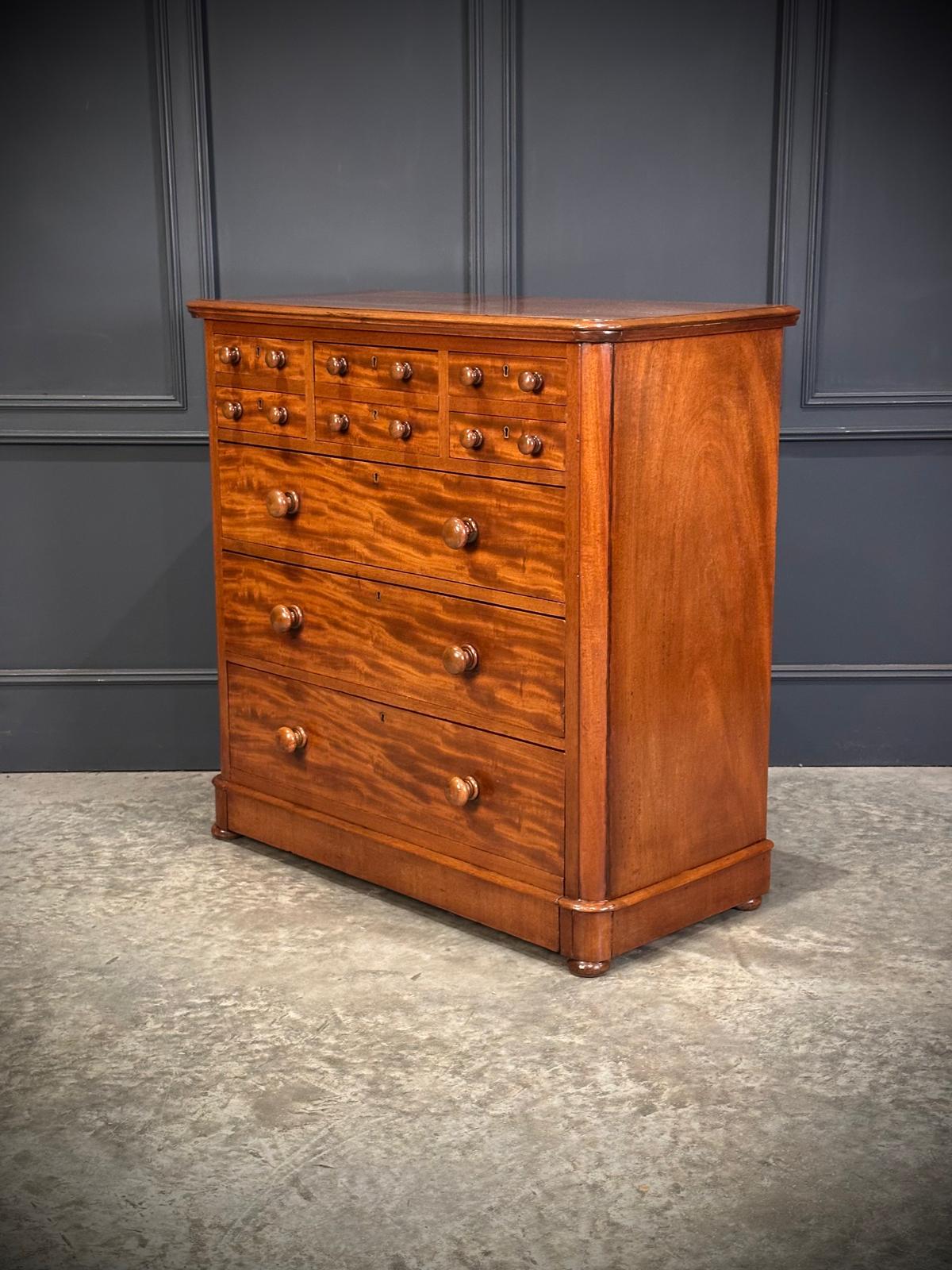 Victorian Mahogany Chest of Drawers